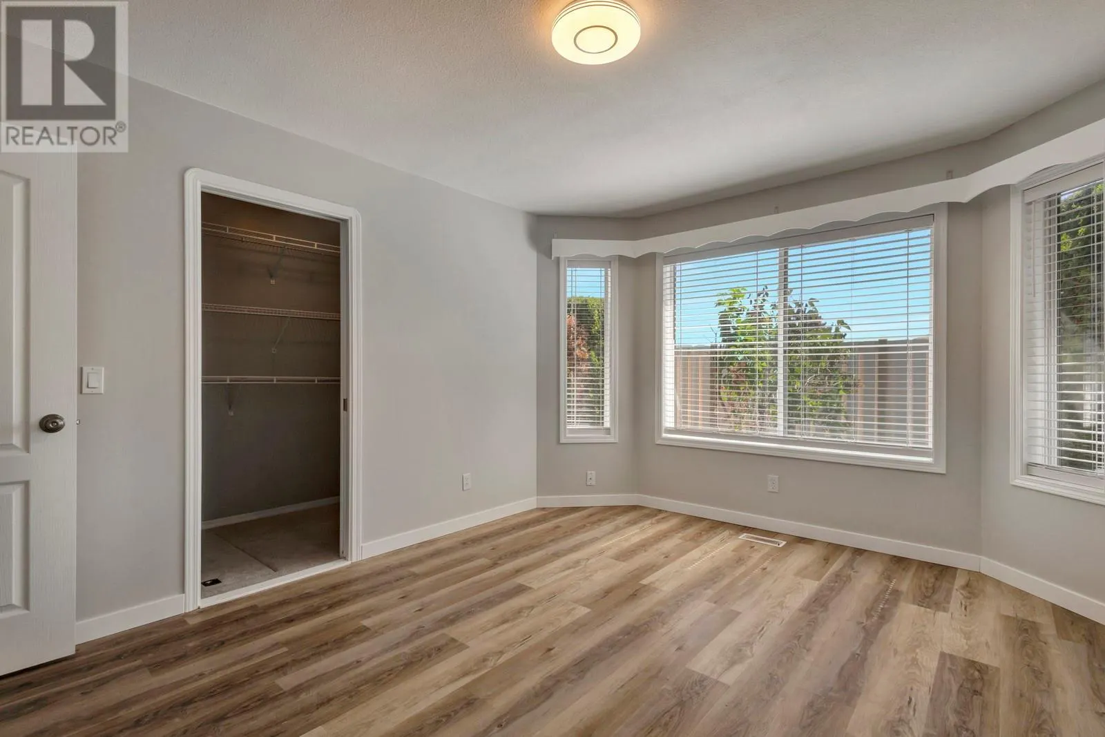 2250 Louie Drive Unit# 121