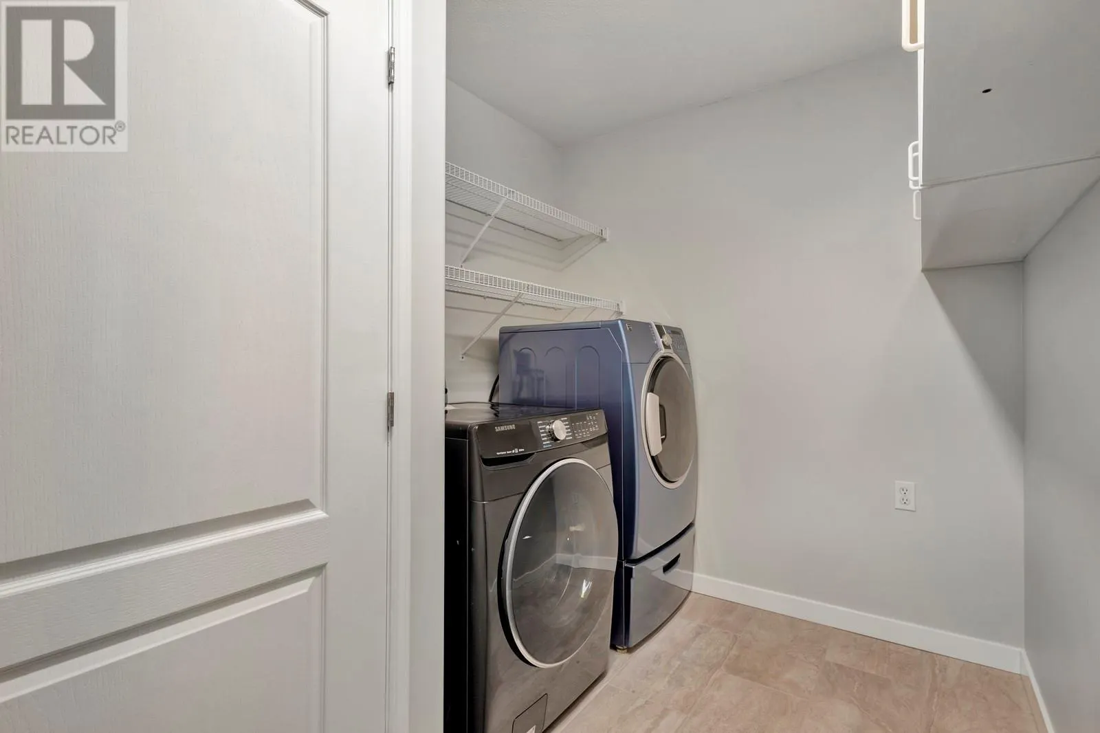 2250 Louie Drive Unit# 121