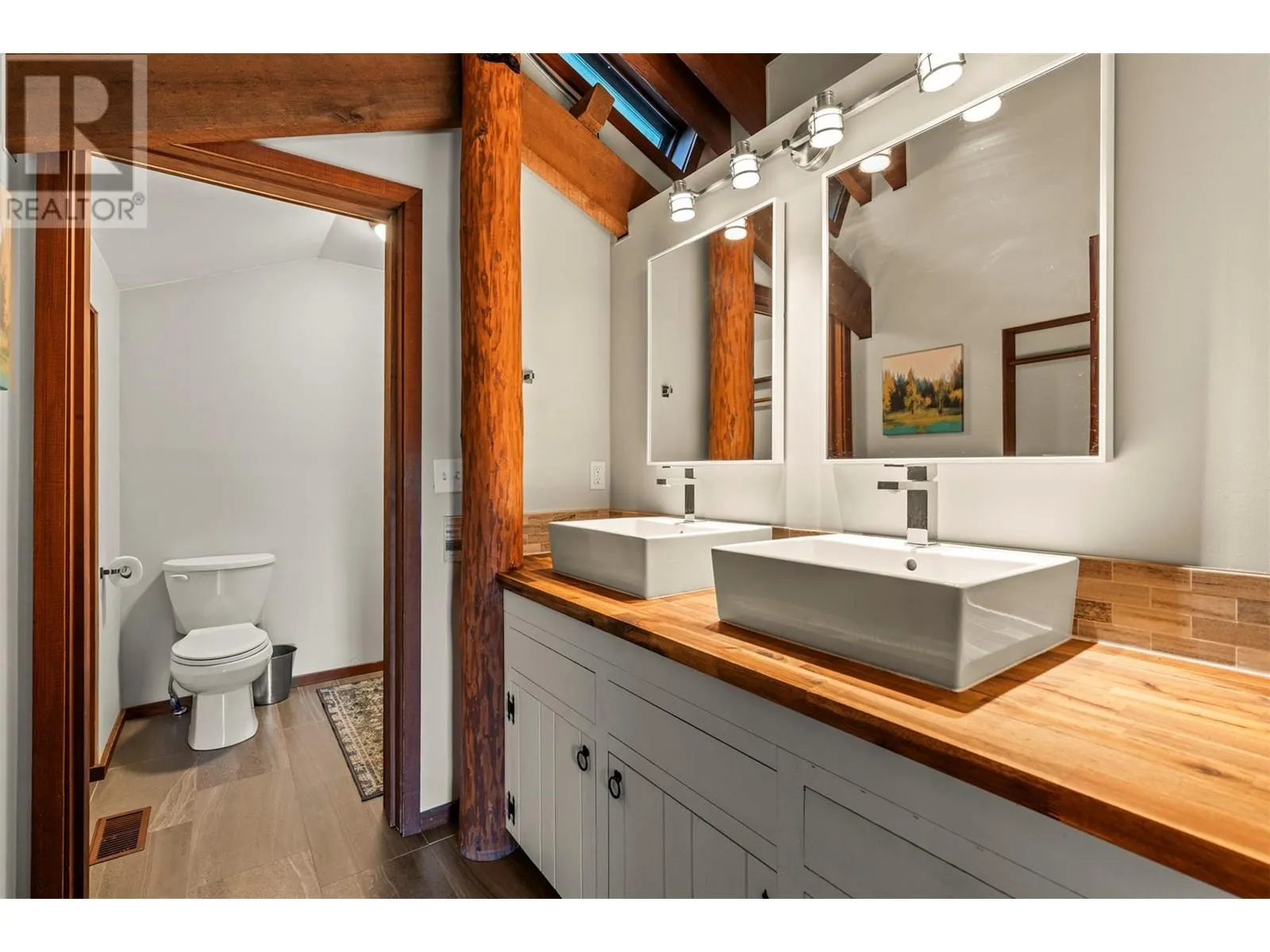 1099 Enderby Mabel Lake Road