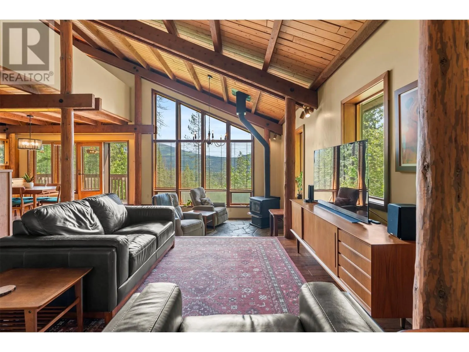 1099 Enderby Mabel Lake Road