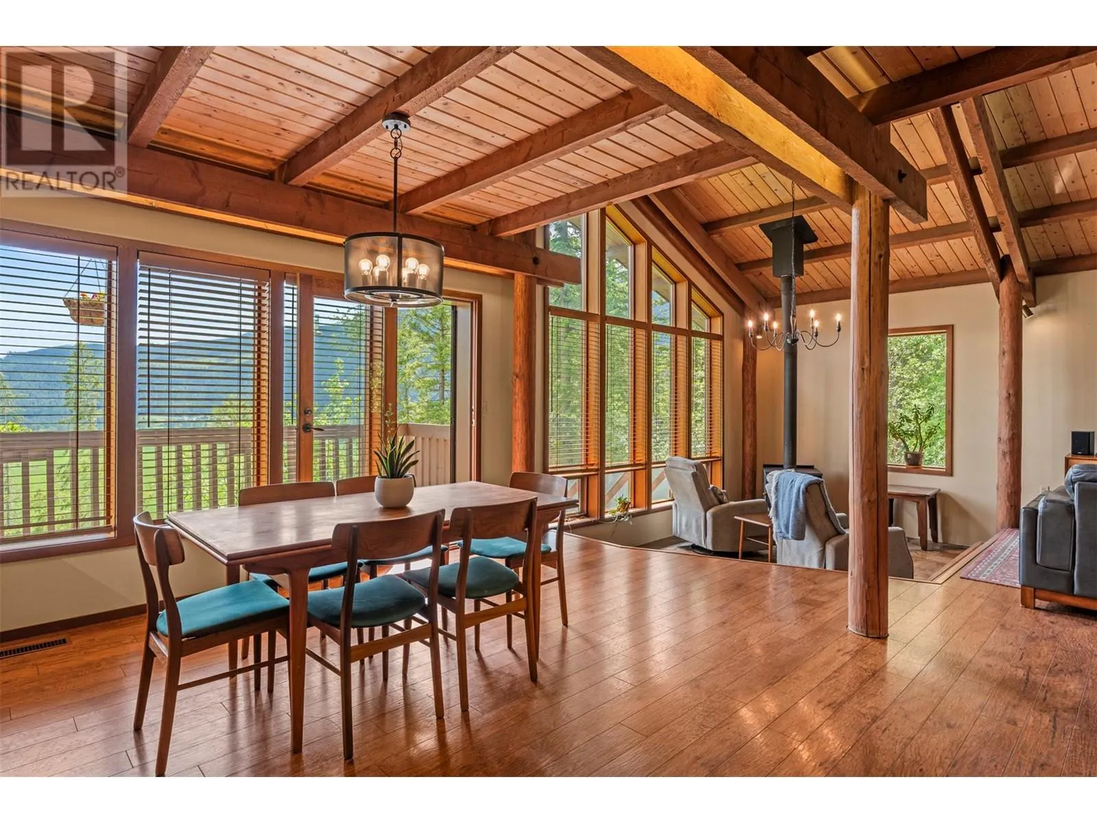 1099 Enderby Mabel Lake Road