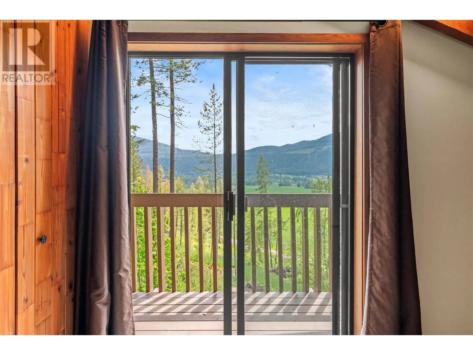 1099 Enderby Mabel Lake Road