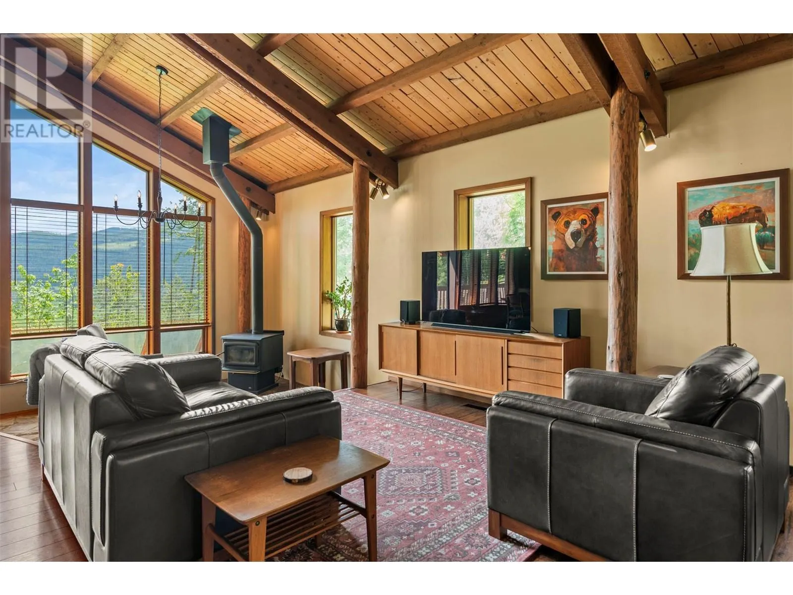 1099 Enderby Mabel Lake Road