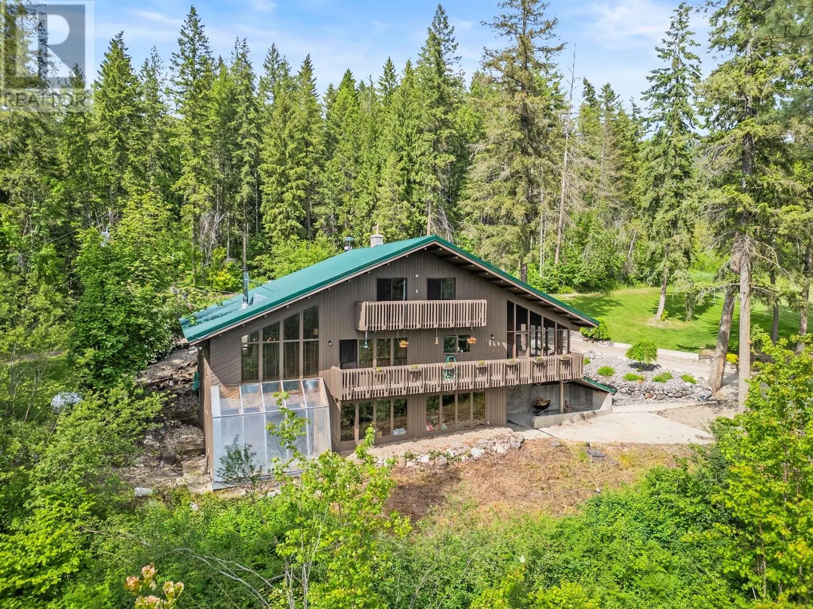1099 Enderby Mabel Lake Road