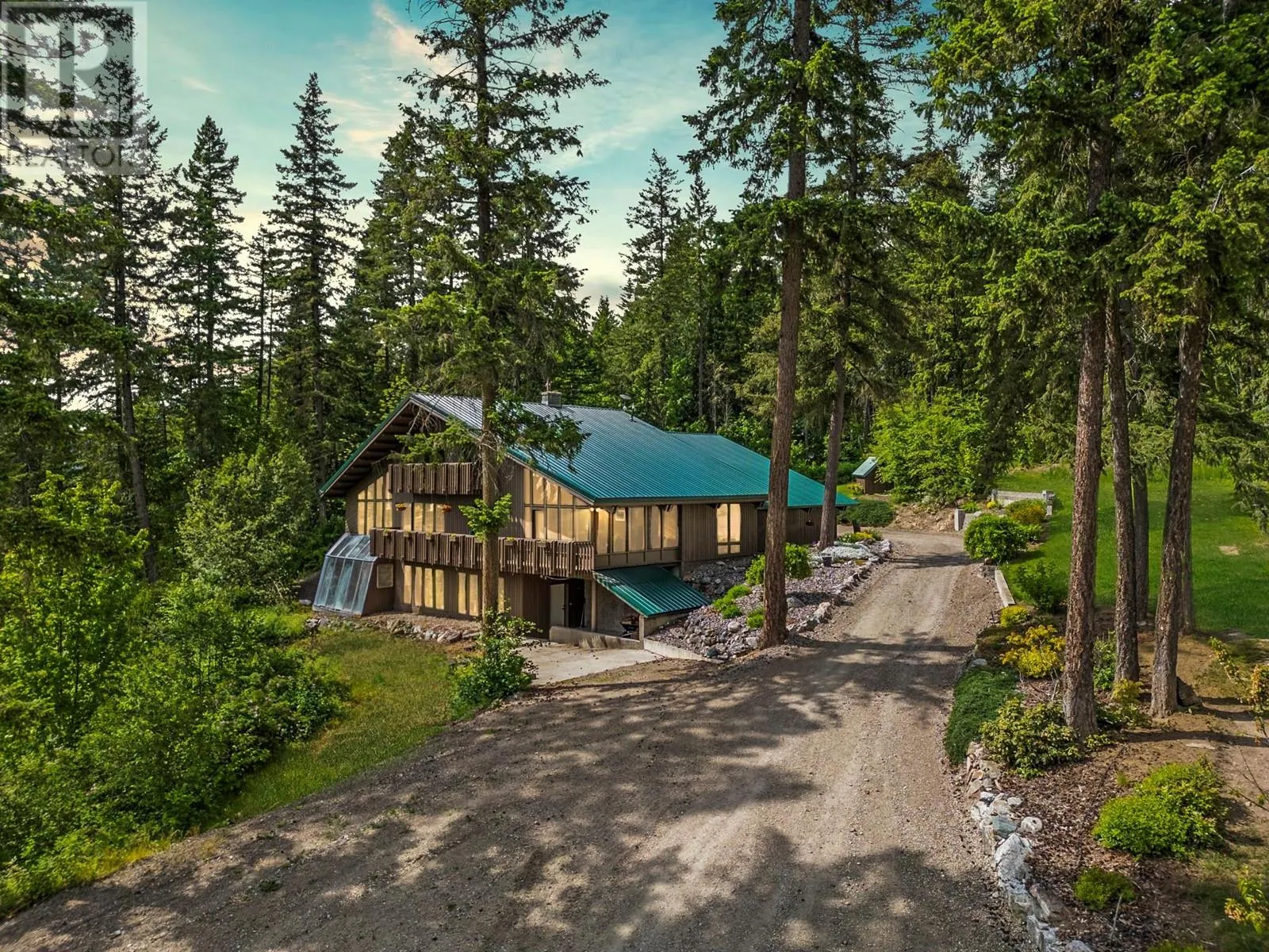 1099 Enderby Mabel Lake Road