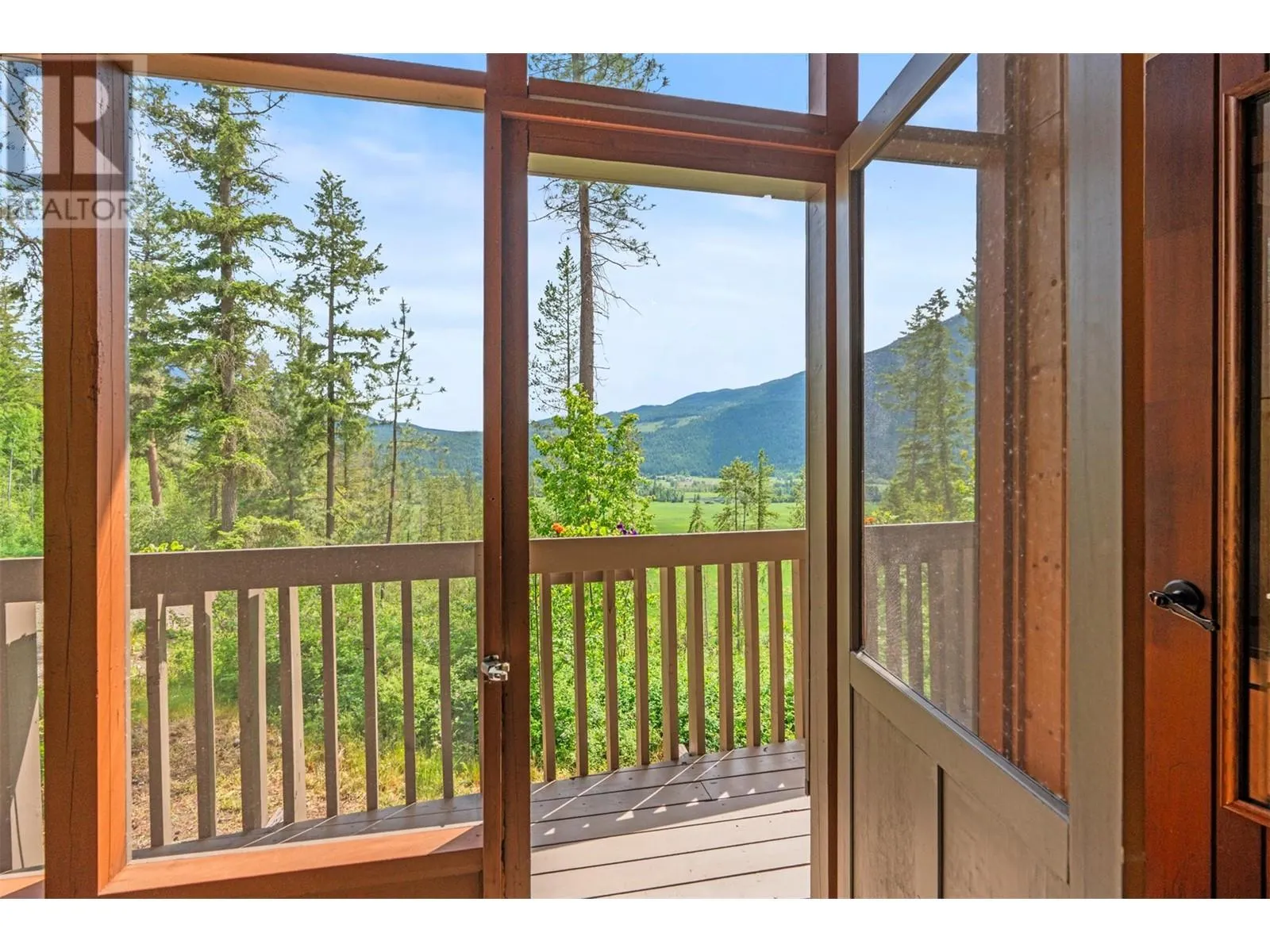 1099 Enderby Mabel Lake Road