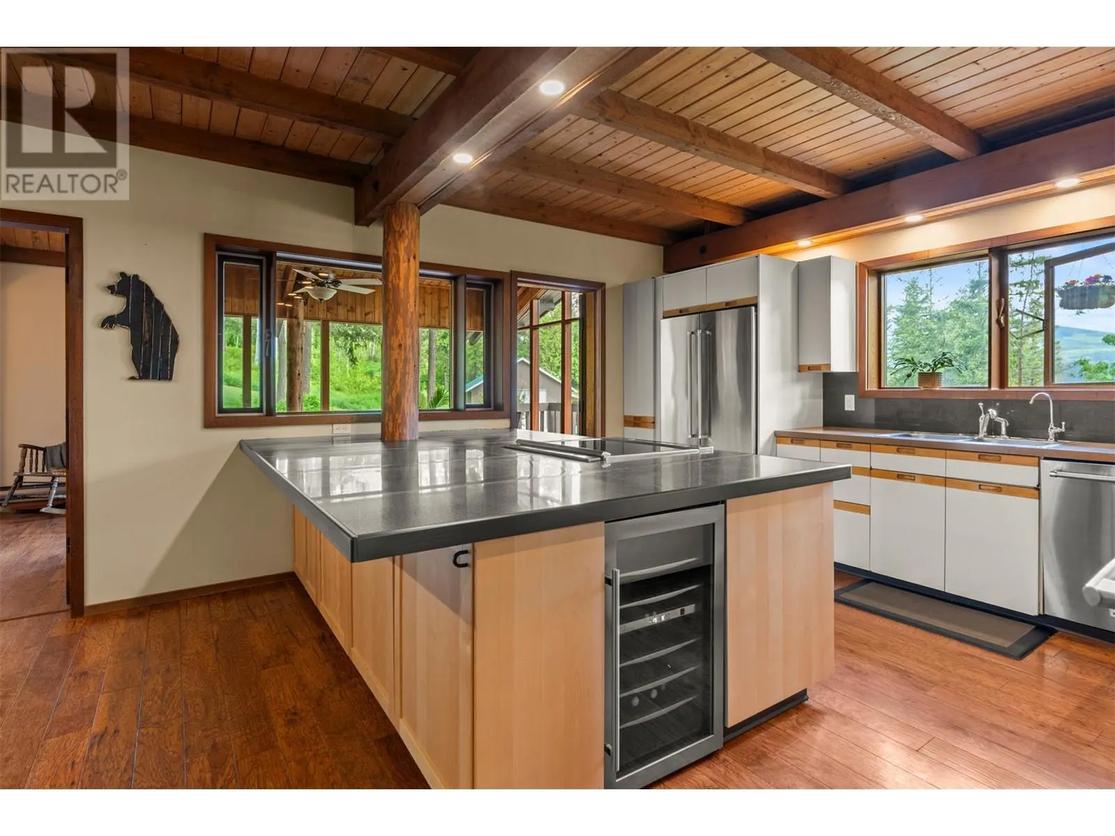 1099 Enderby Mabel Lake Road