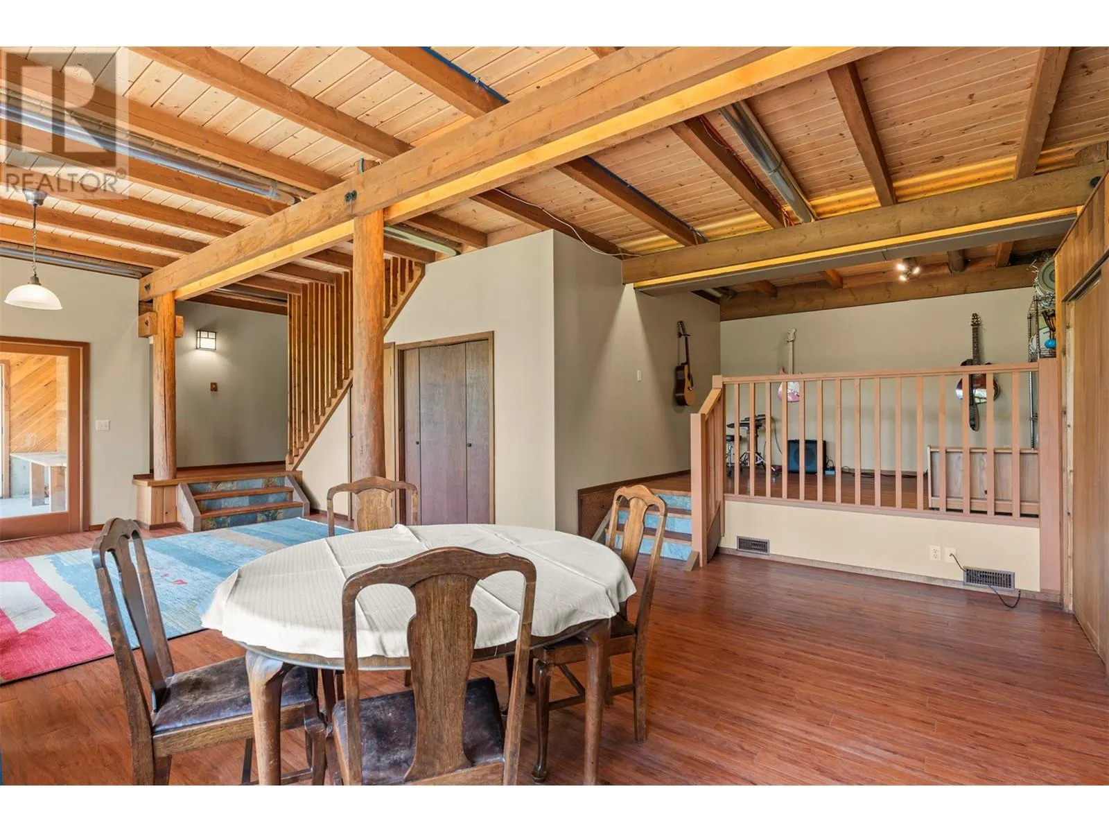 1099 Enderby Mabel Lake Road
