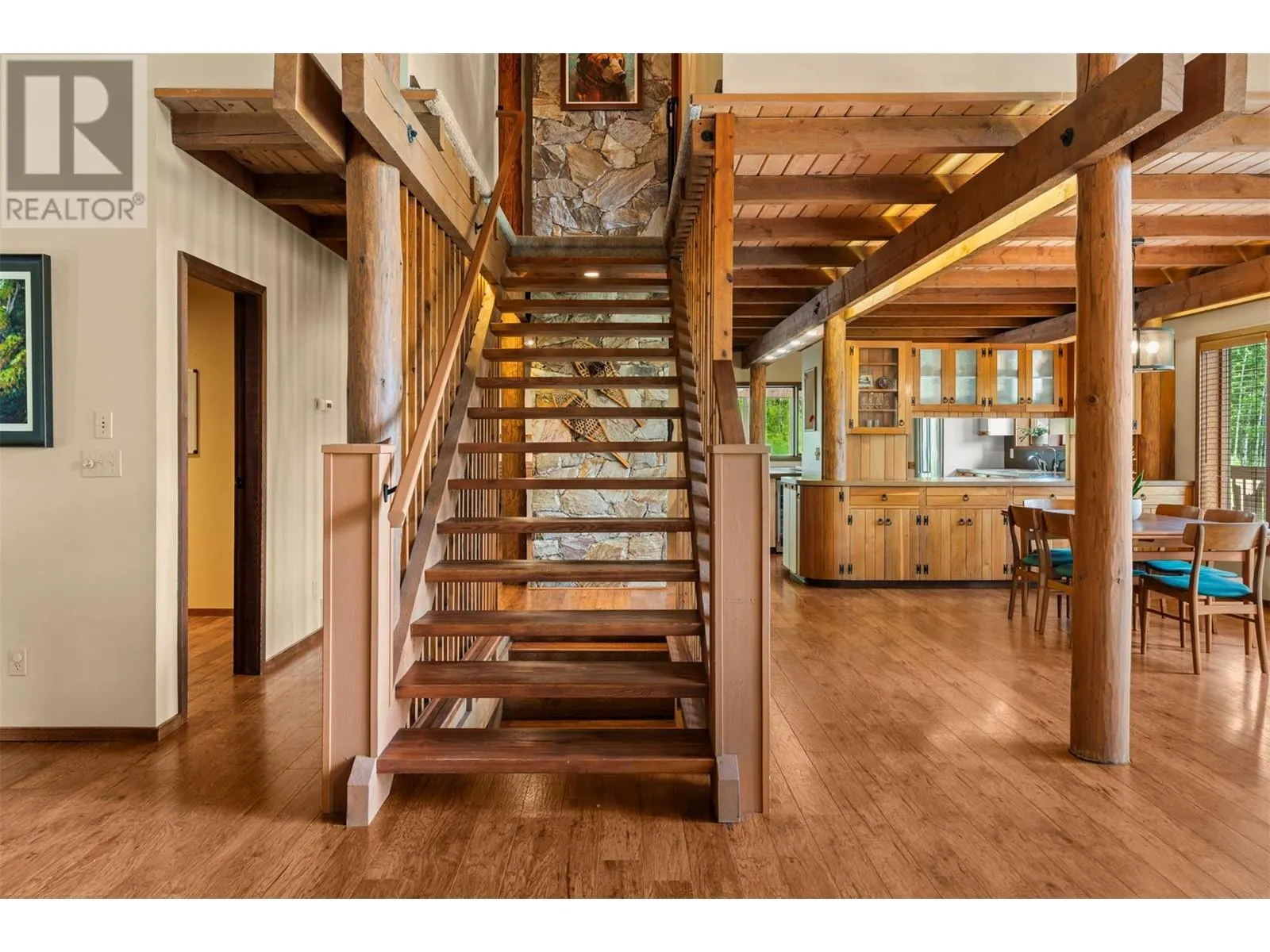 1099 Enderby Mabel Lake Road