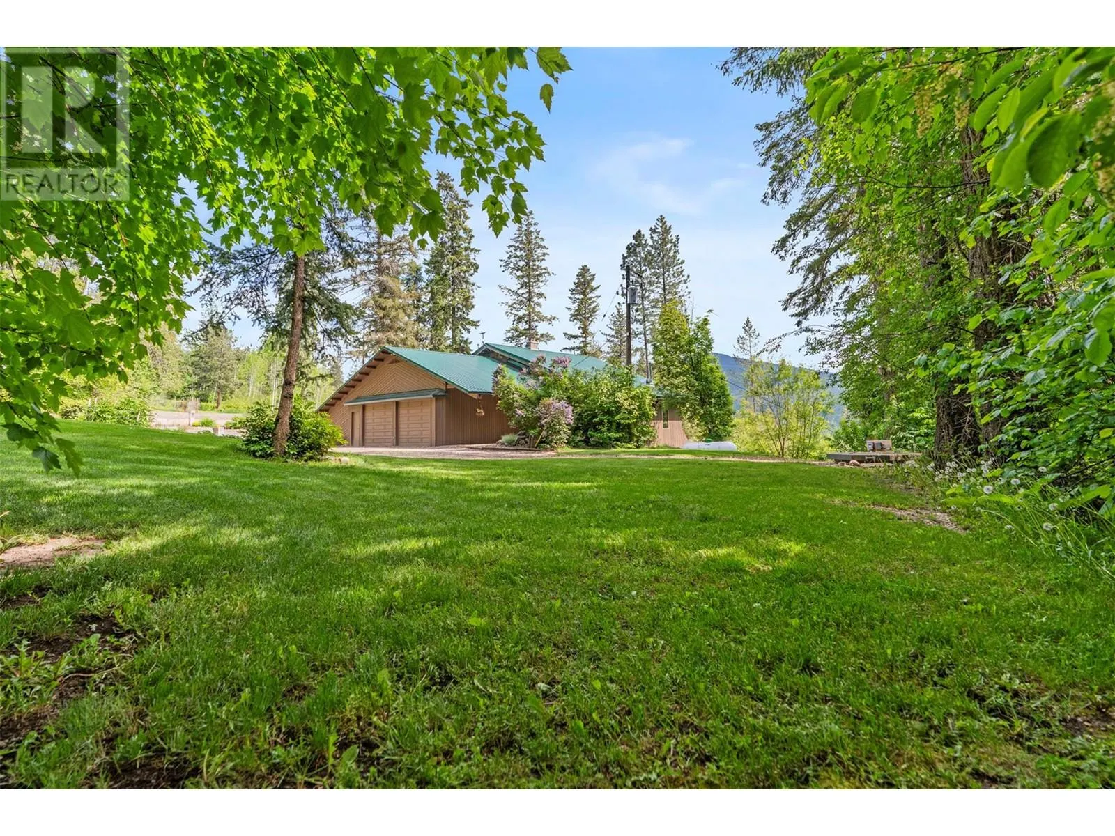 1099 Enderby Mabel Lake Road