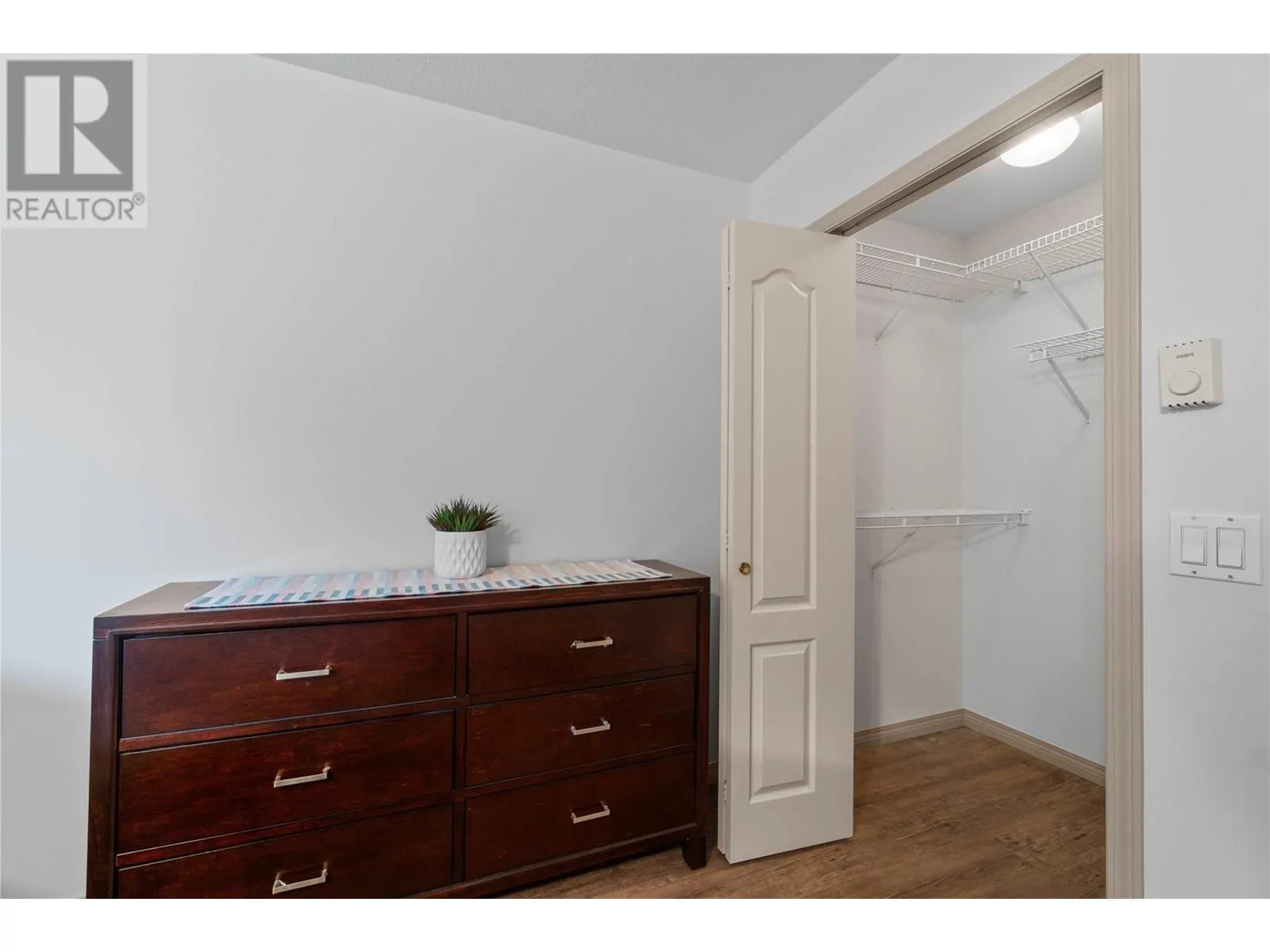 1002 Riverside Avenue Unit# 221