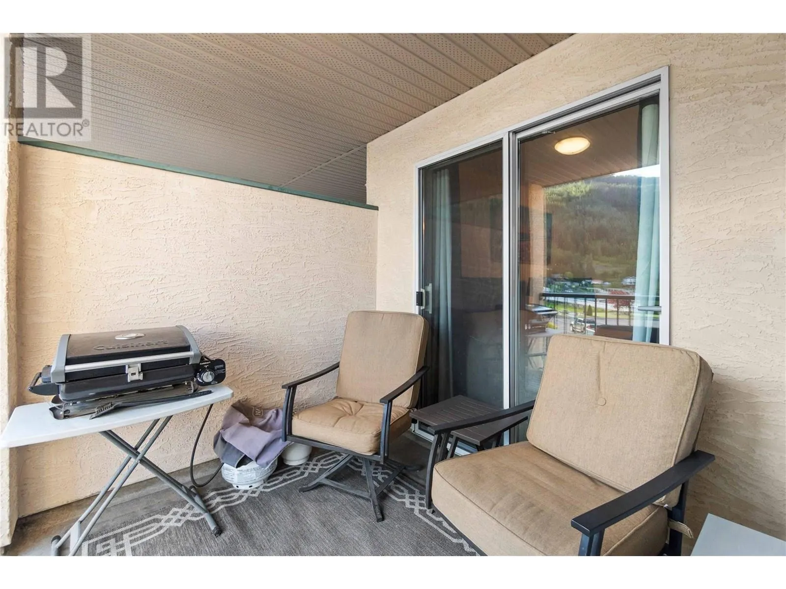 1002 Riverside Avenue Unit# 221
