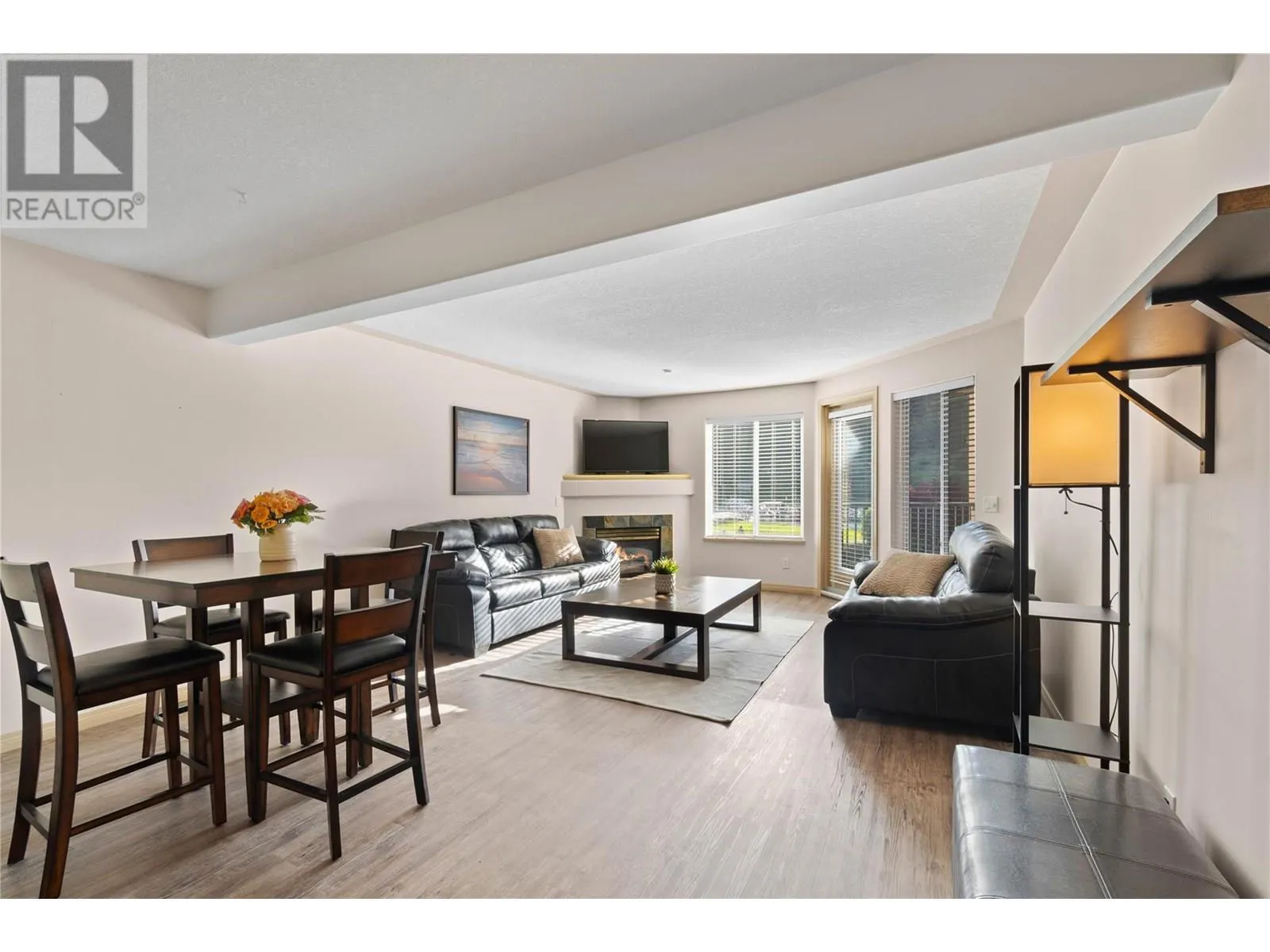 1002 Riverside Avenue Unit# 221