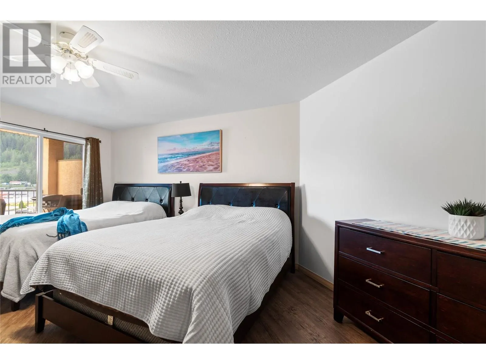 1002 Riverside Avenue Unit# 221