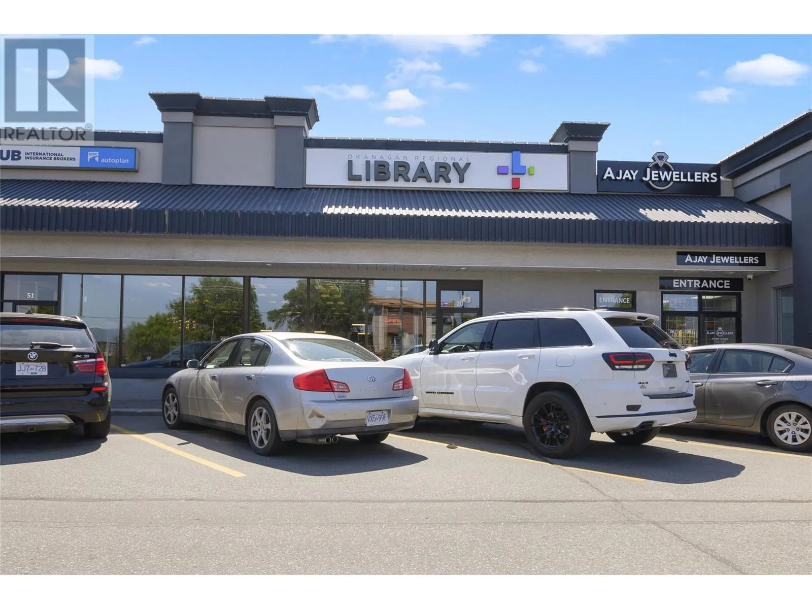 195 & 301 33 Highway W