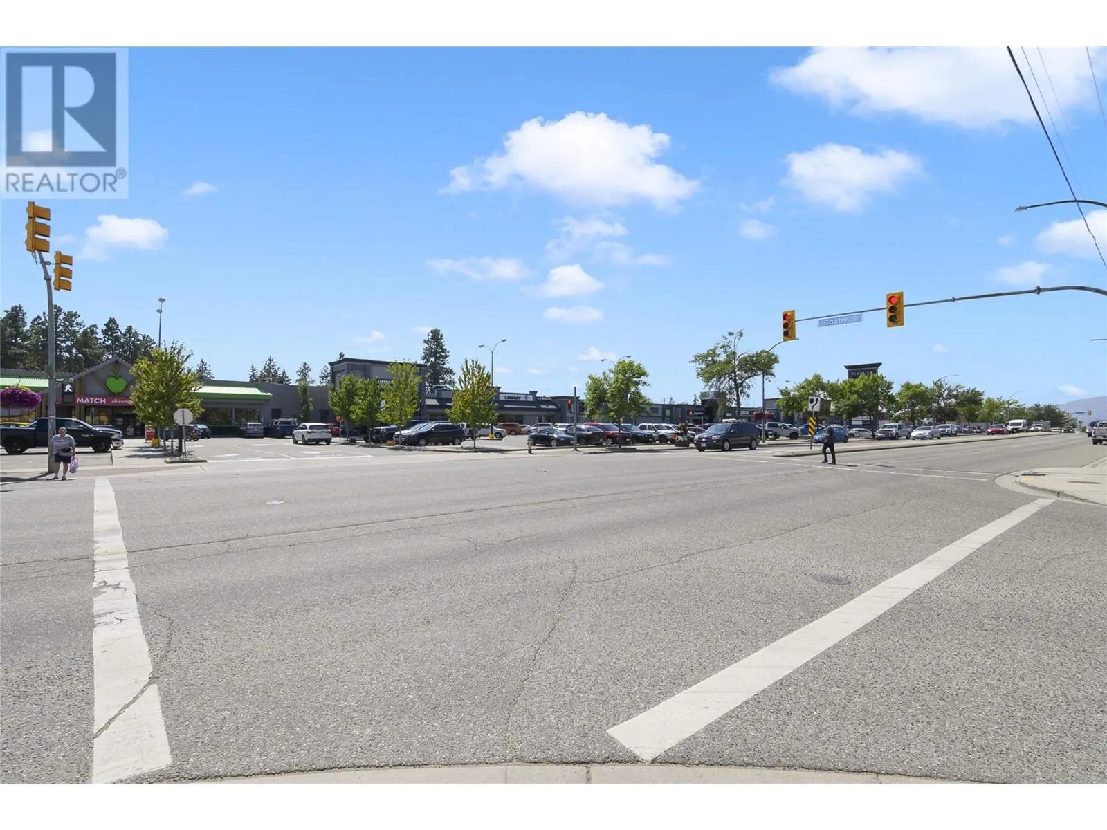 195 & 301 33 Highway W