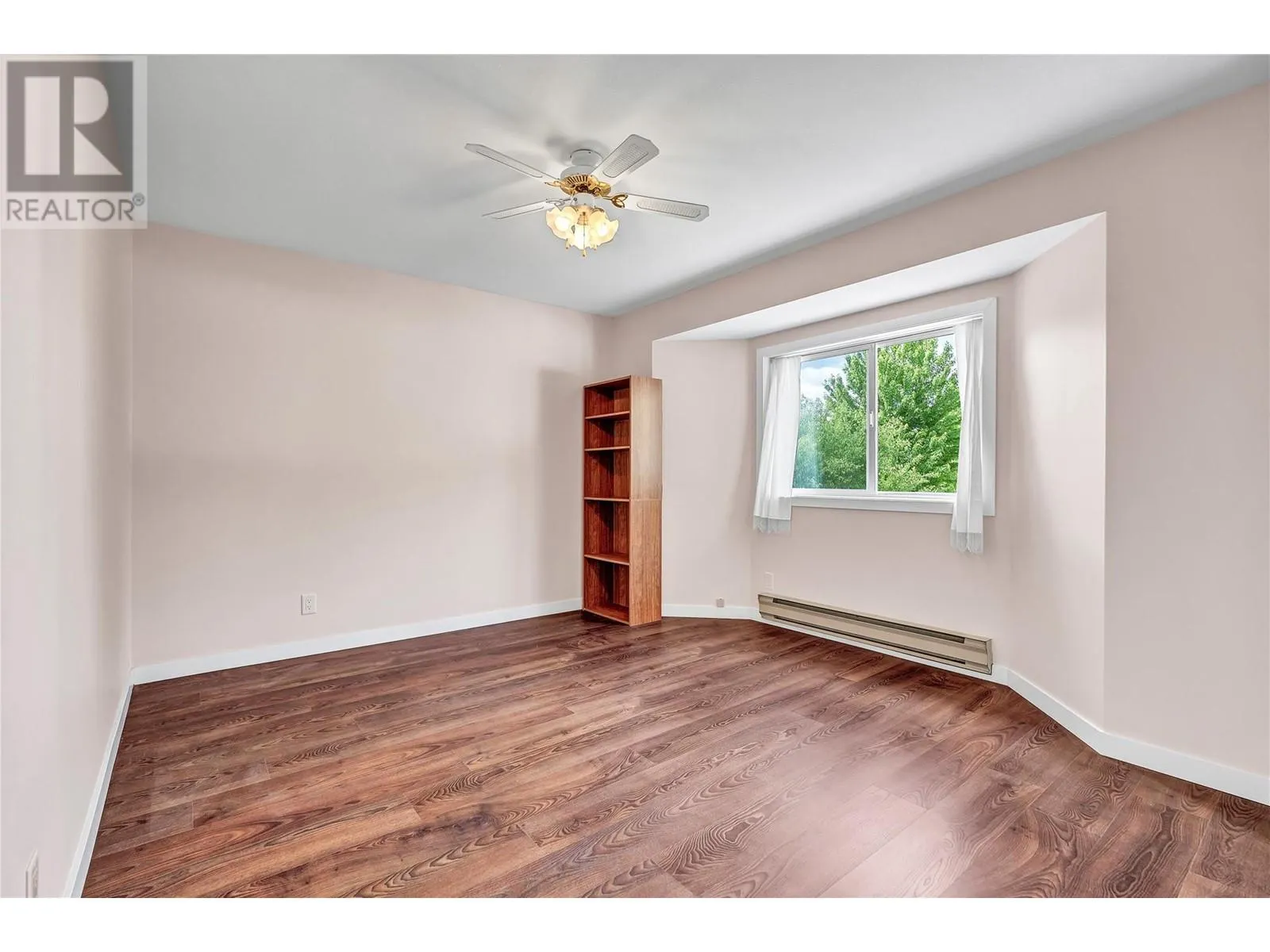 3322 SOUTH MAIN Street Unit# 5