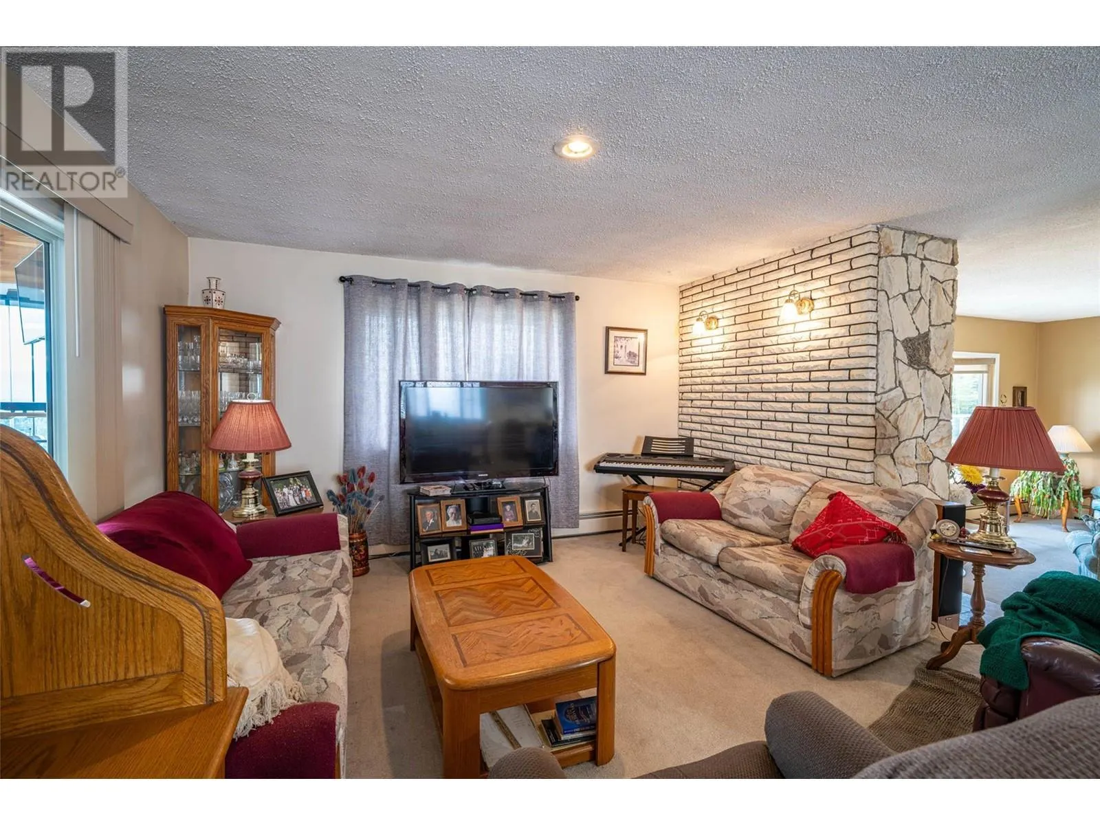 5541 Dixon Dam Road