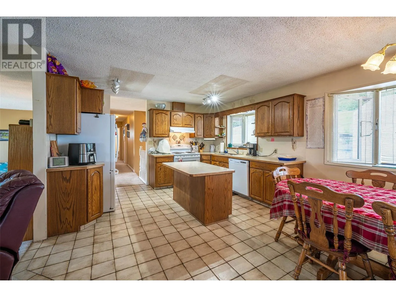 5541 Dixon Dam Road