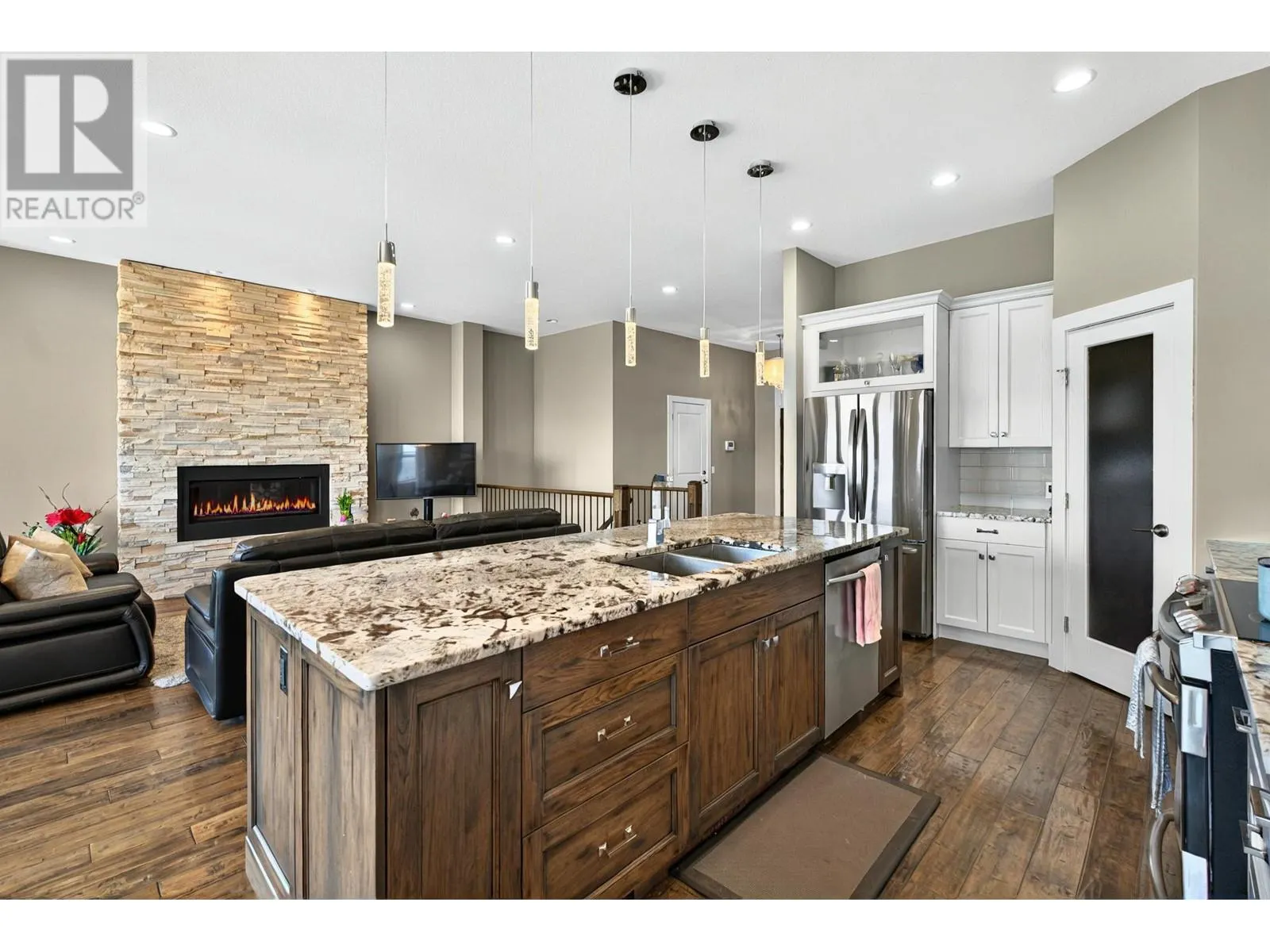 577 Harrogate Lane
