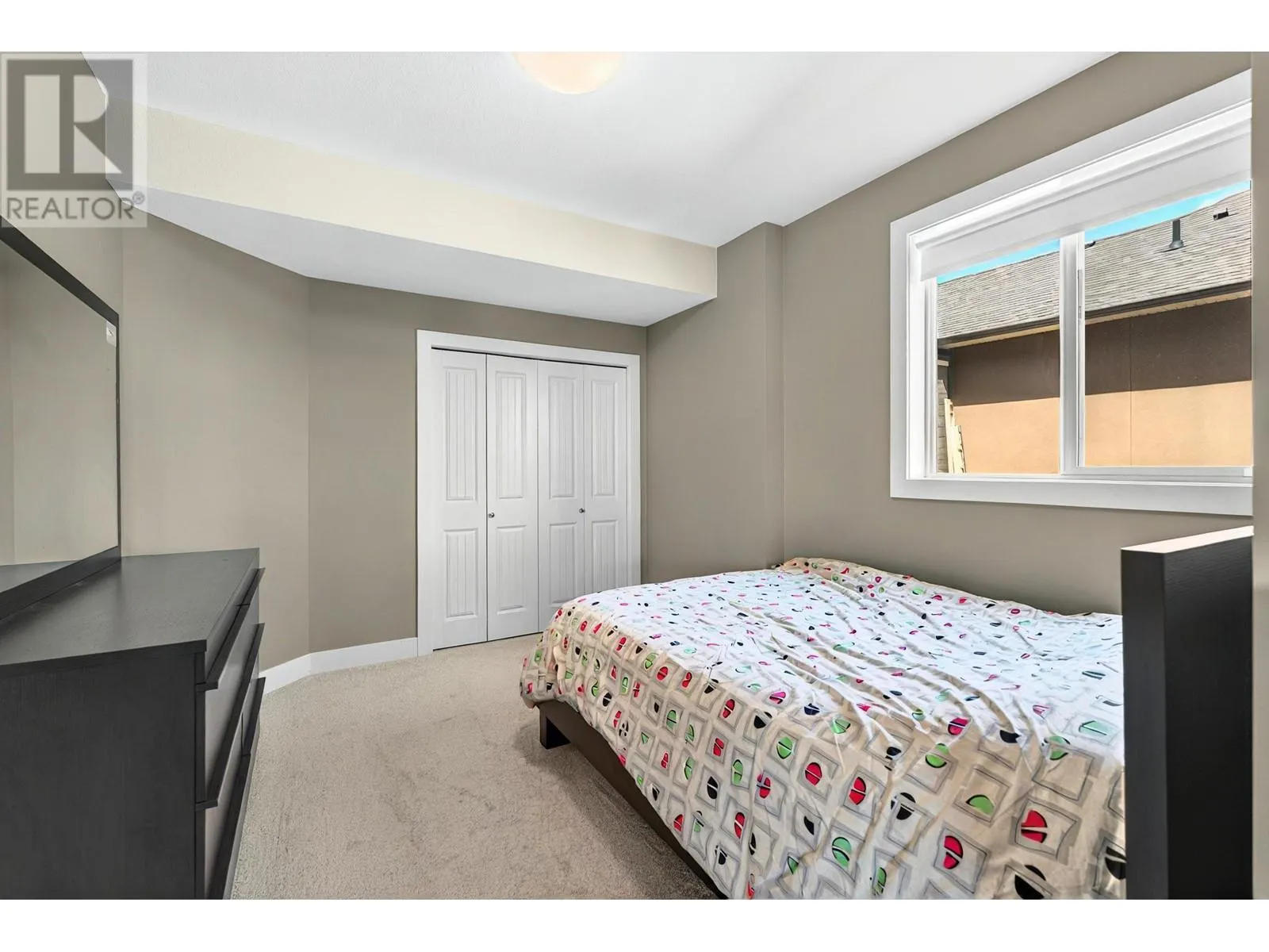 577 Harrogate Lane