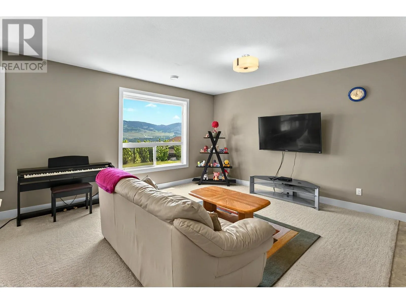 577 Harrogate Lane
