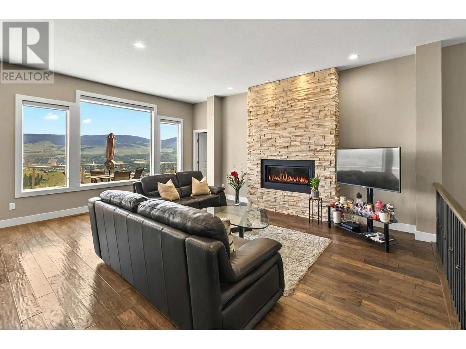 577 Harrogate Lane