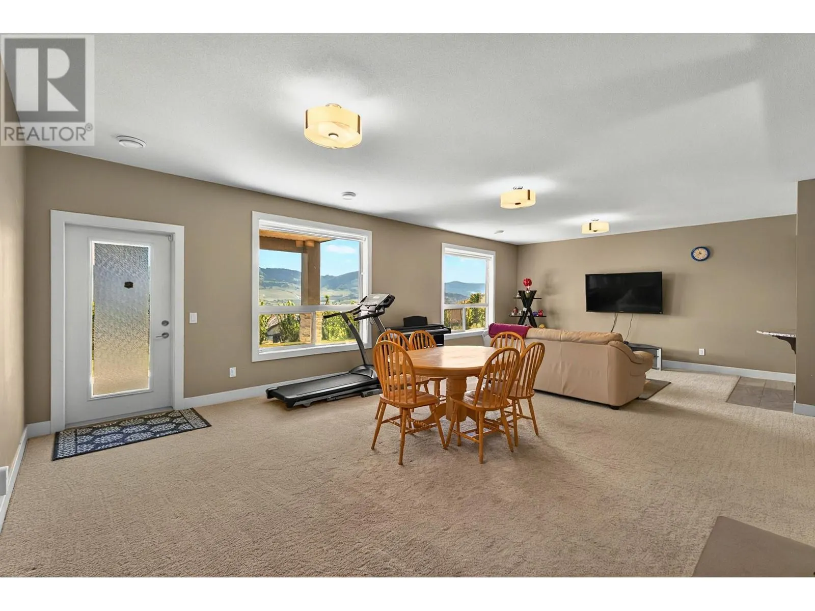 577 Harrogate Lane