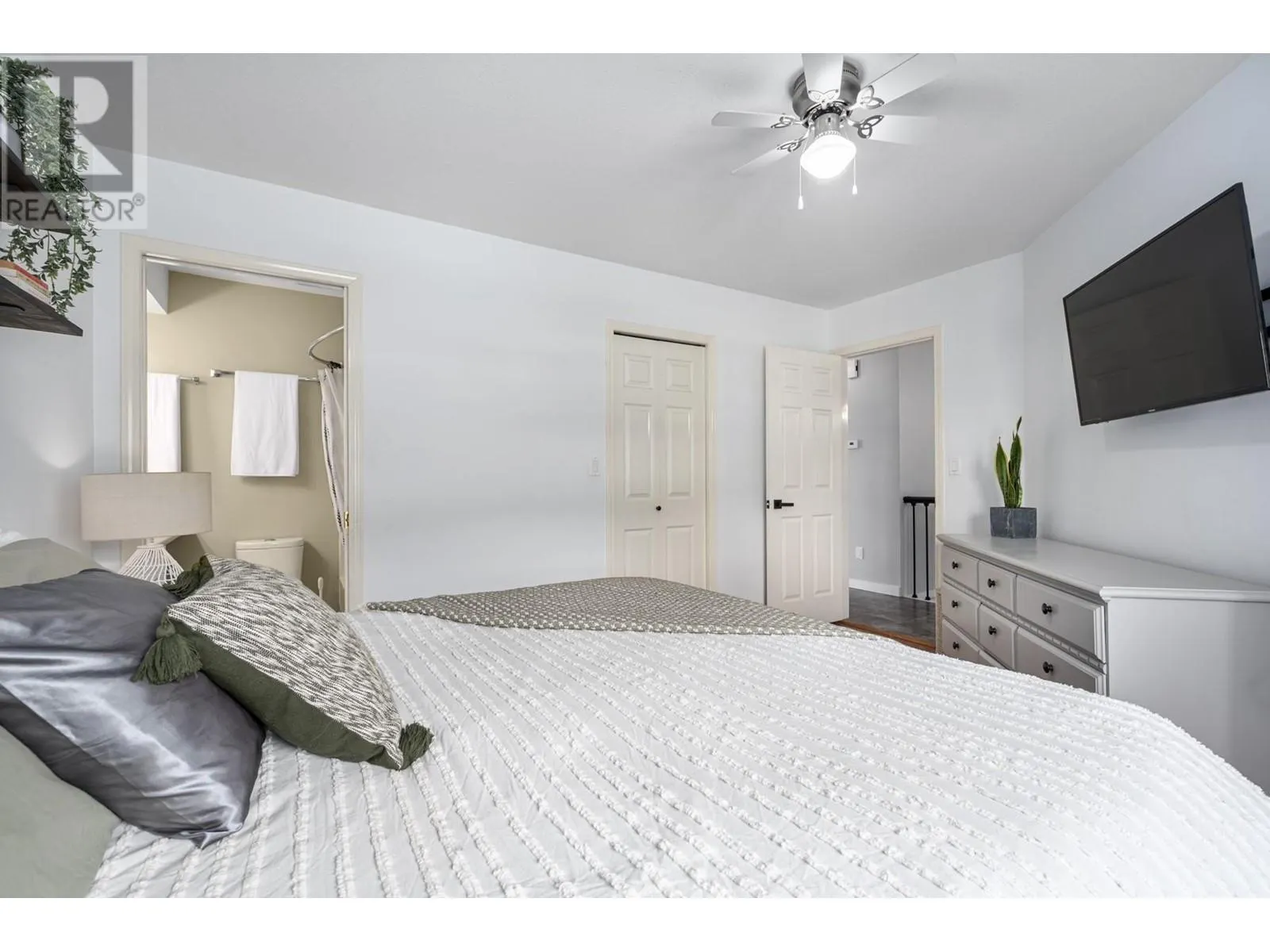 1775 MCKINLEY Court Unit# 8