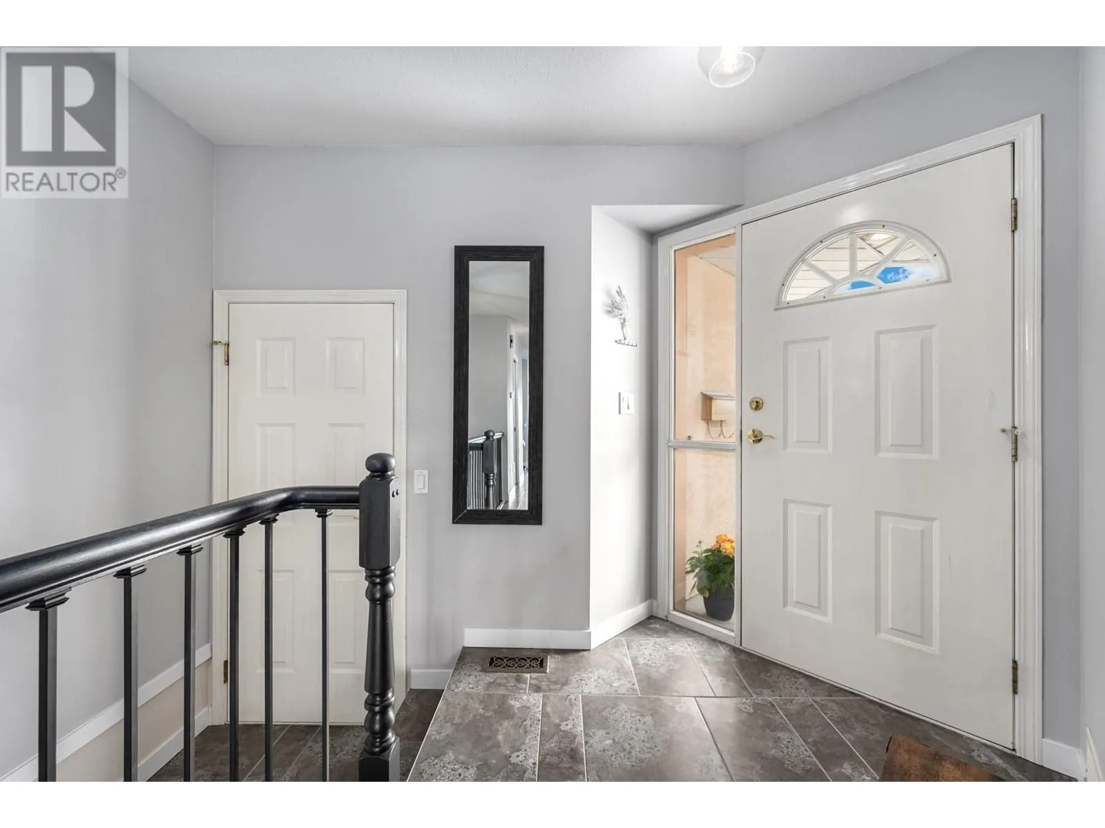 1775 MCKINLEY Court Unit# 8