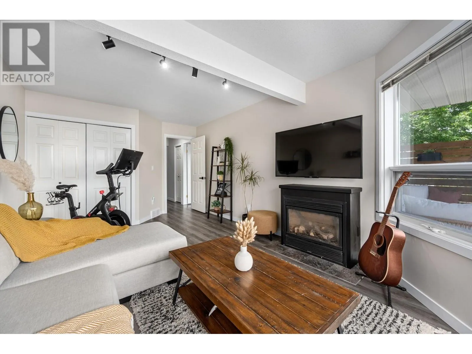 1775 MCKINLEY Court Unit# 8