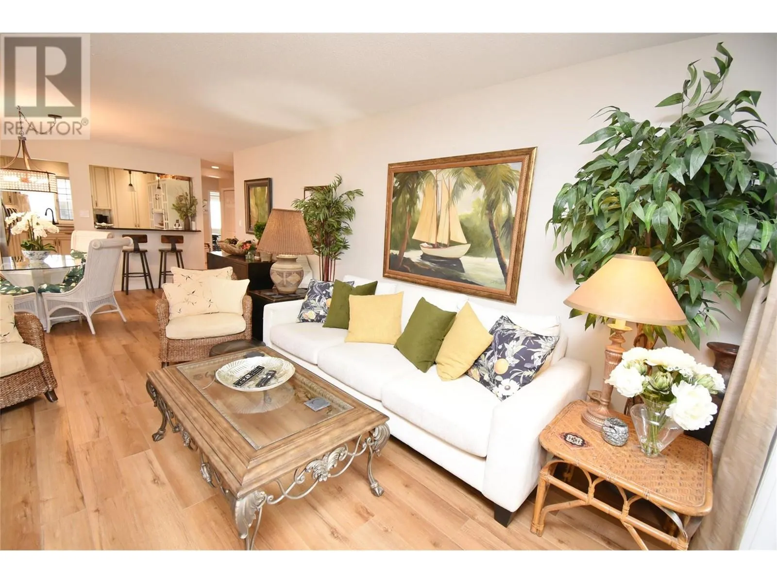 2200 40 Avenue Unit# 6