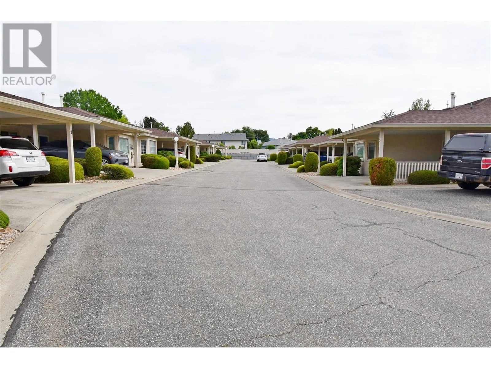 2200 40 Avenue Unit# 6