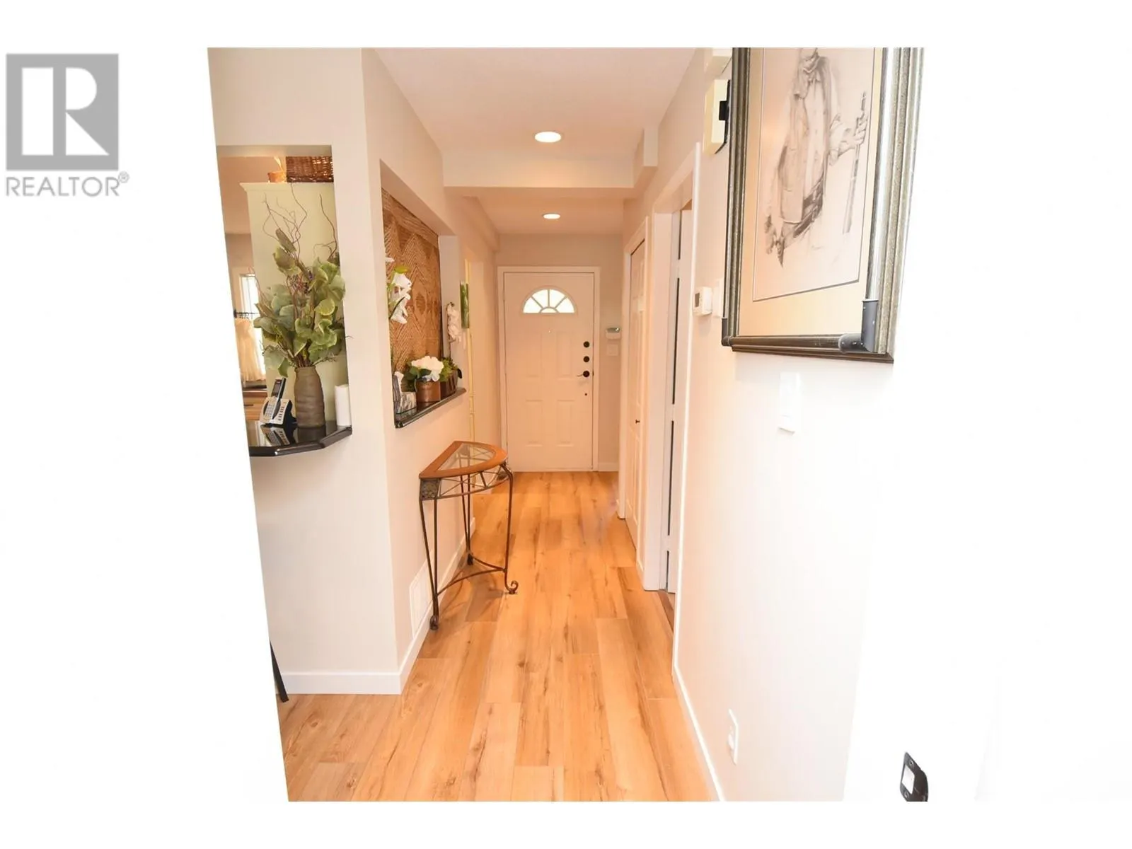 2200 40 Avenue Unit# 6