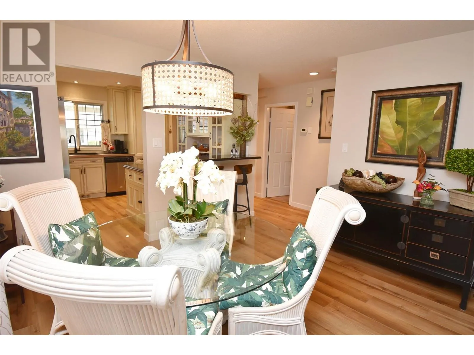 2200 40 Avenue Unit# 6