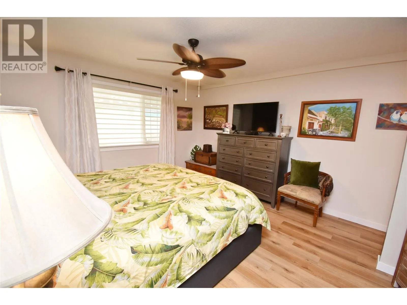 2200 40 Avenue Unit# 6