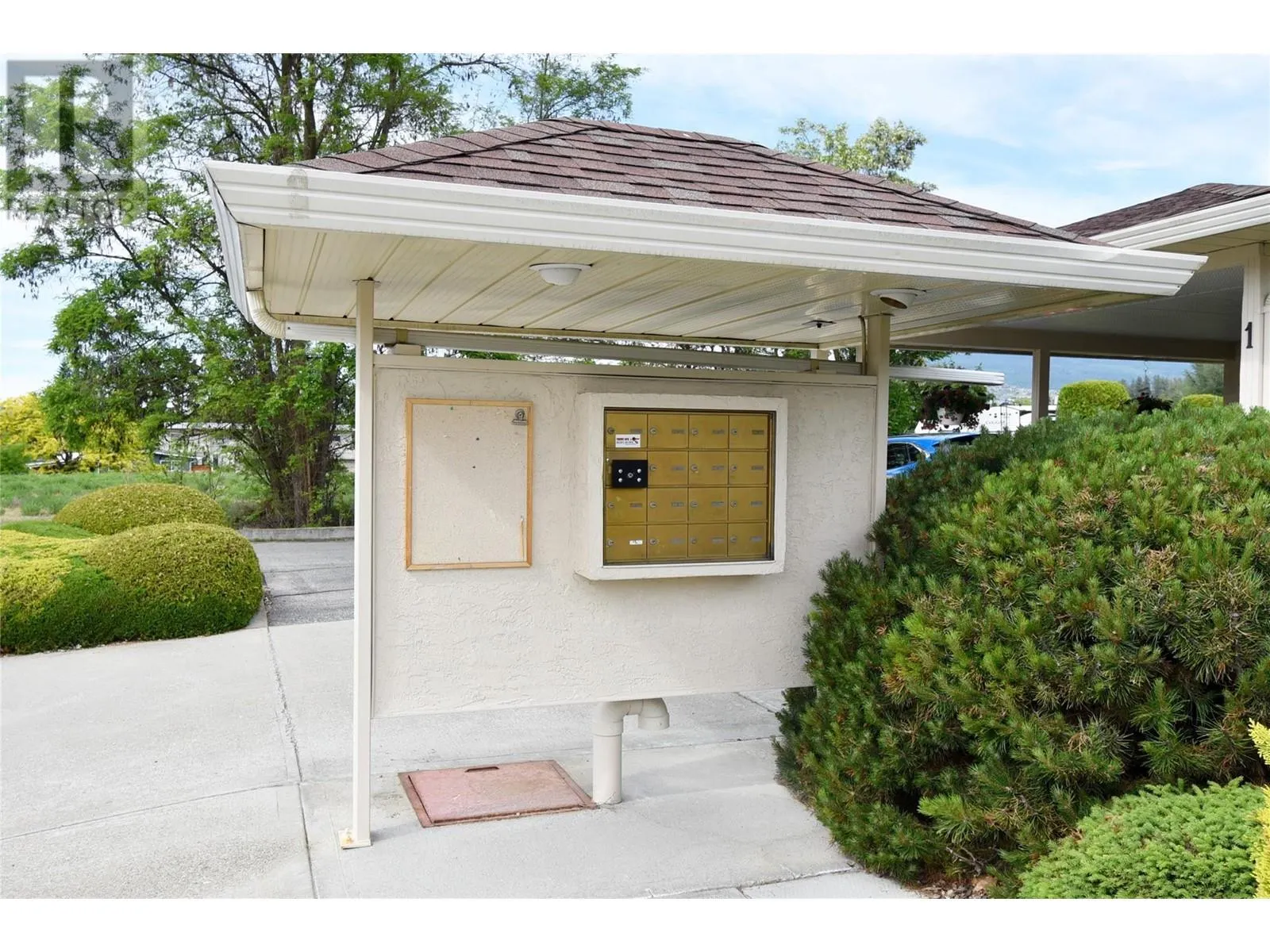 2200 40 Avenue Unit# 6