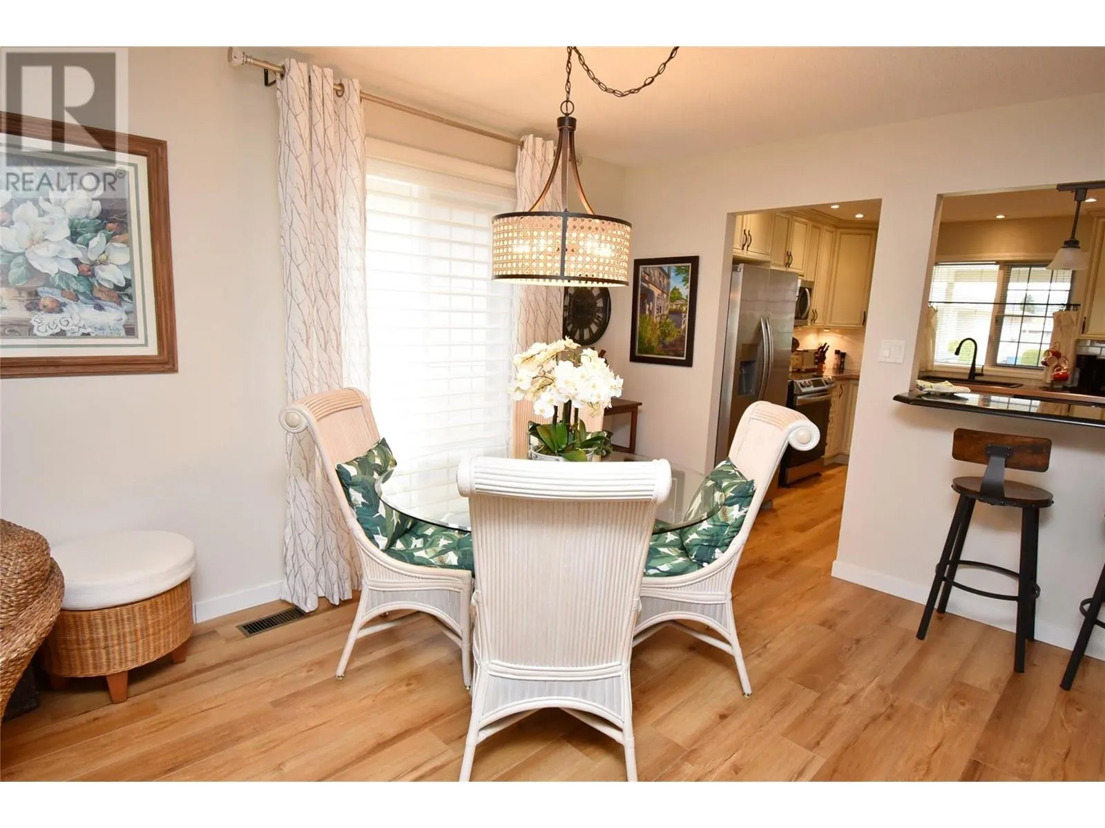 2200 40 Avenue Unit# 6