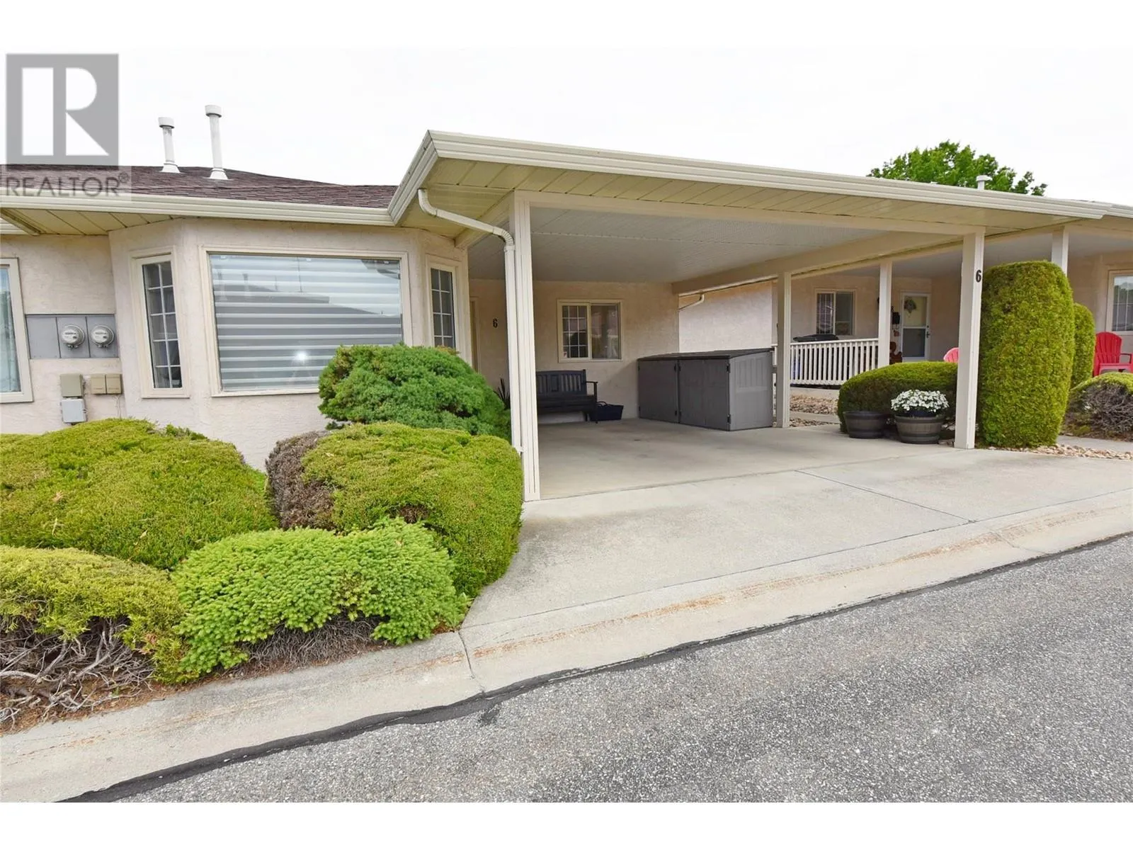 2200 40 Avenue Unit# 6