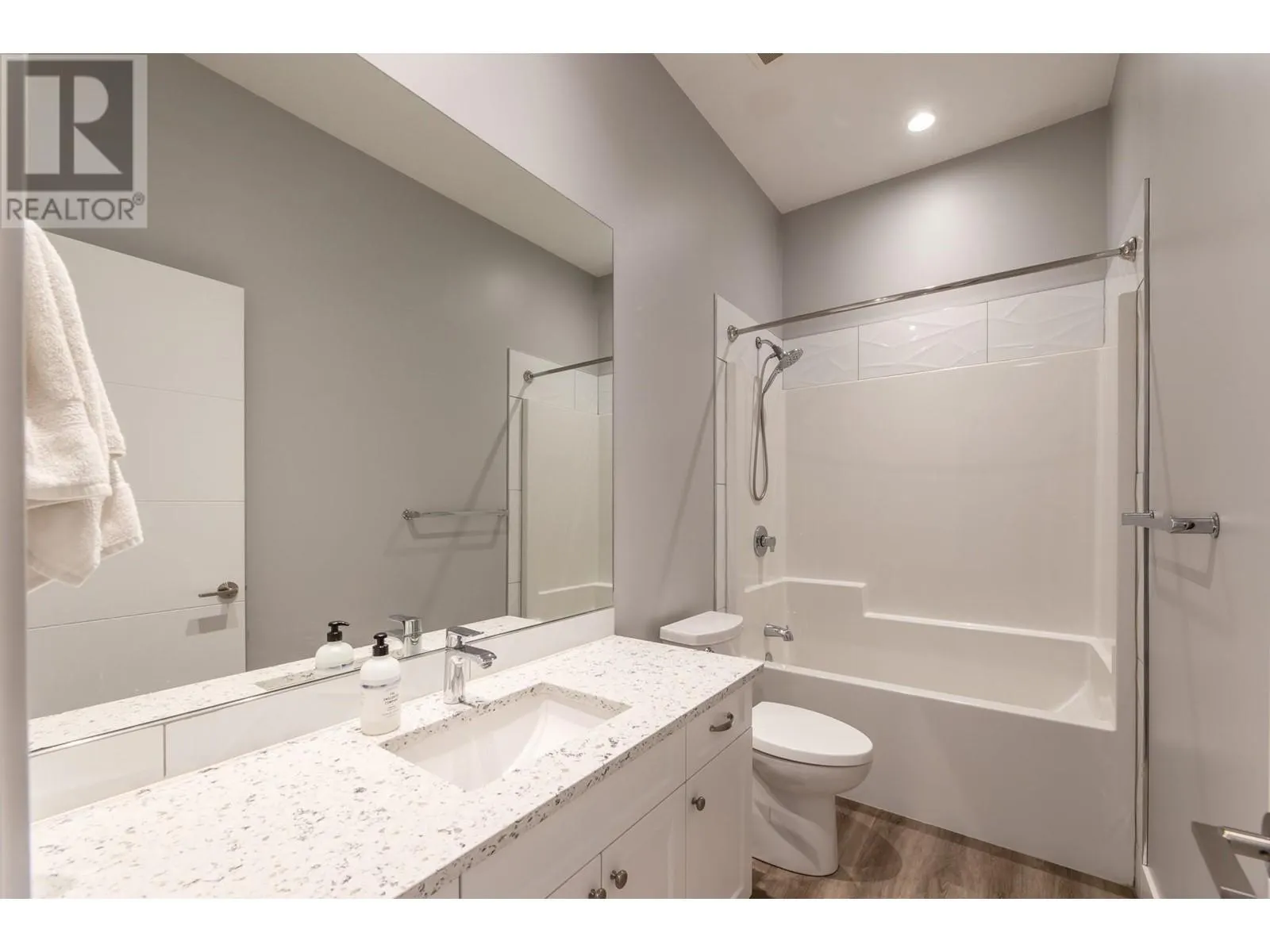11801 SINCLAIR Road Unit# 103