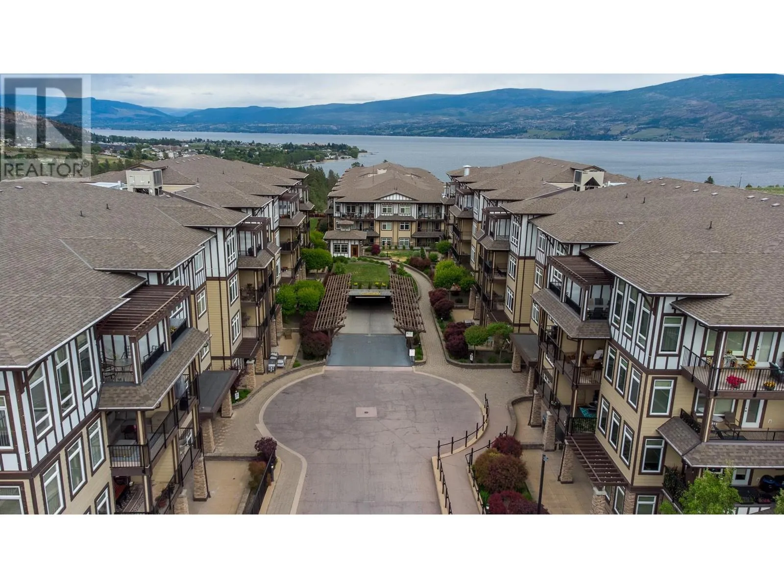 3842 Old Okanagan Highway Unit# 4306