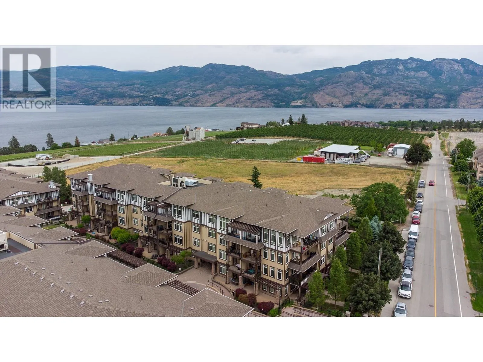 3842 Old Okanagan Highway Unit# 4306