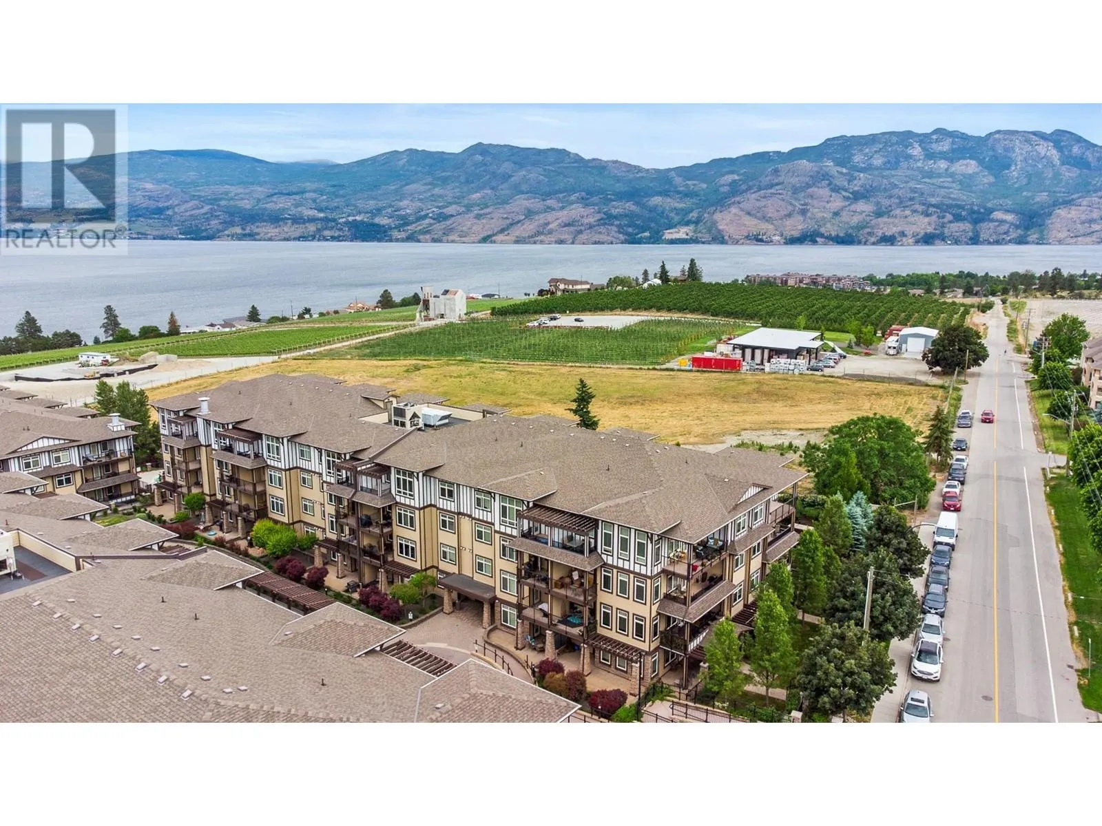 3842 Old Okanagan Highway Unit# 4306