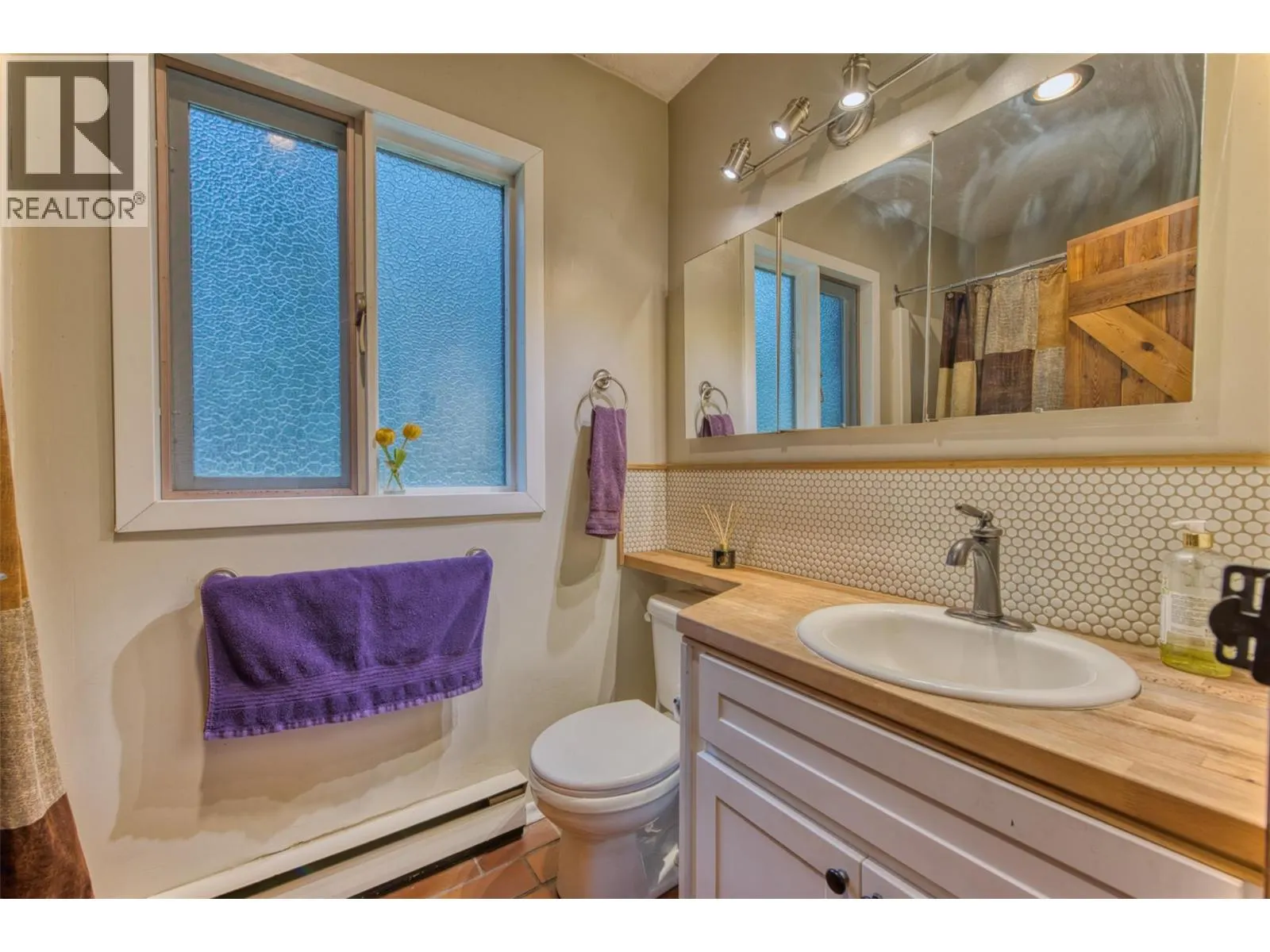 4452 Sleepy Hollow Road