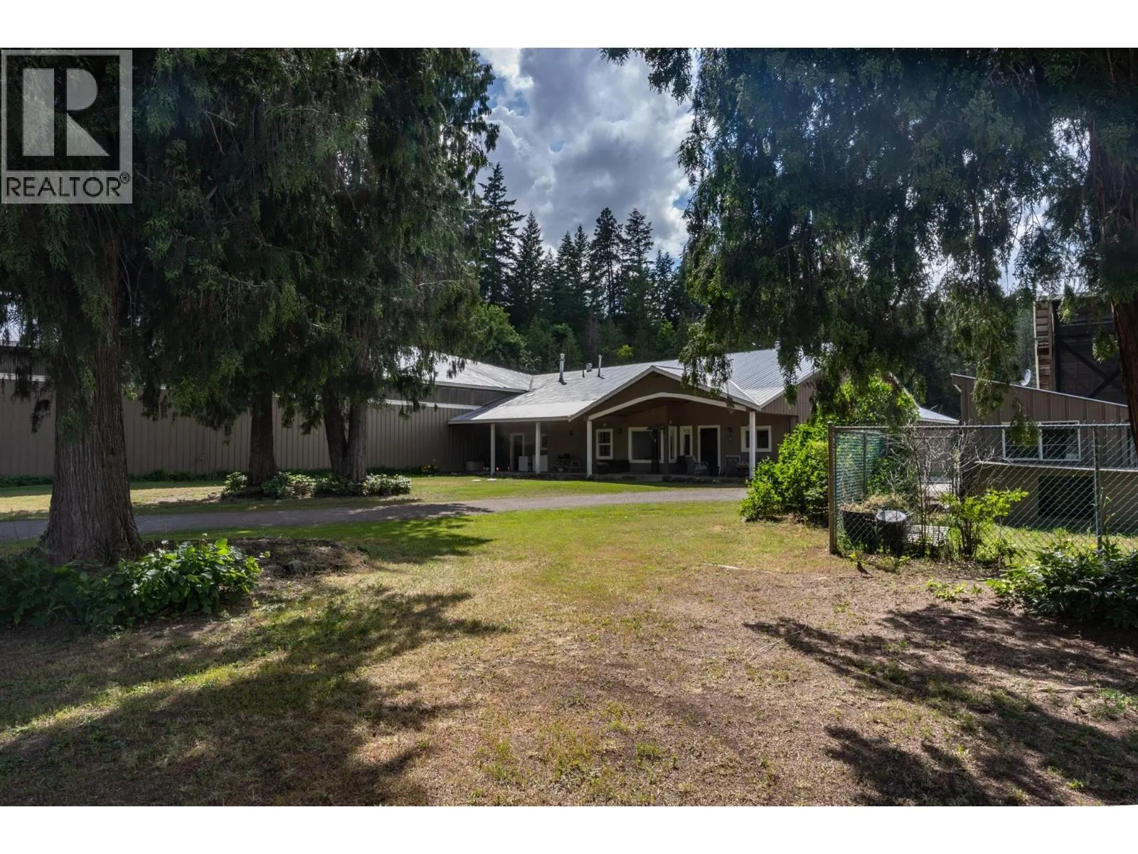 4452 Sleepy Hollow Road