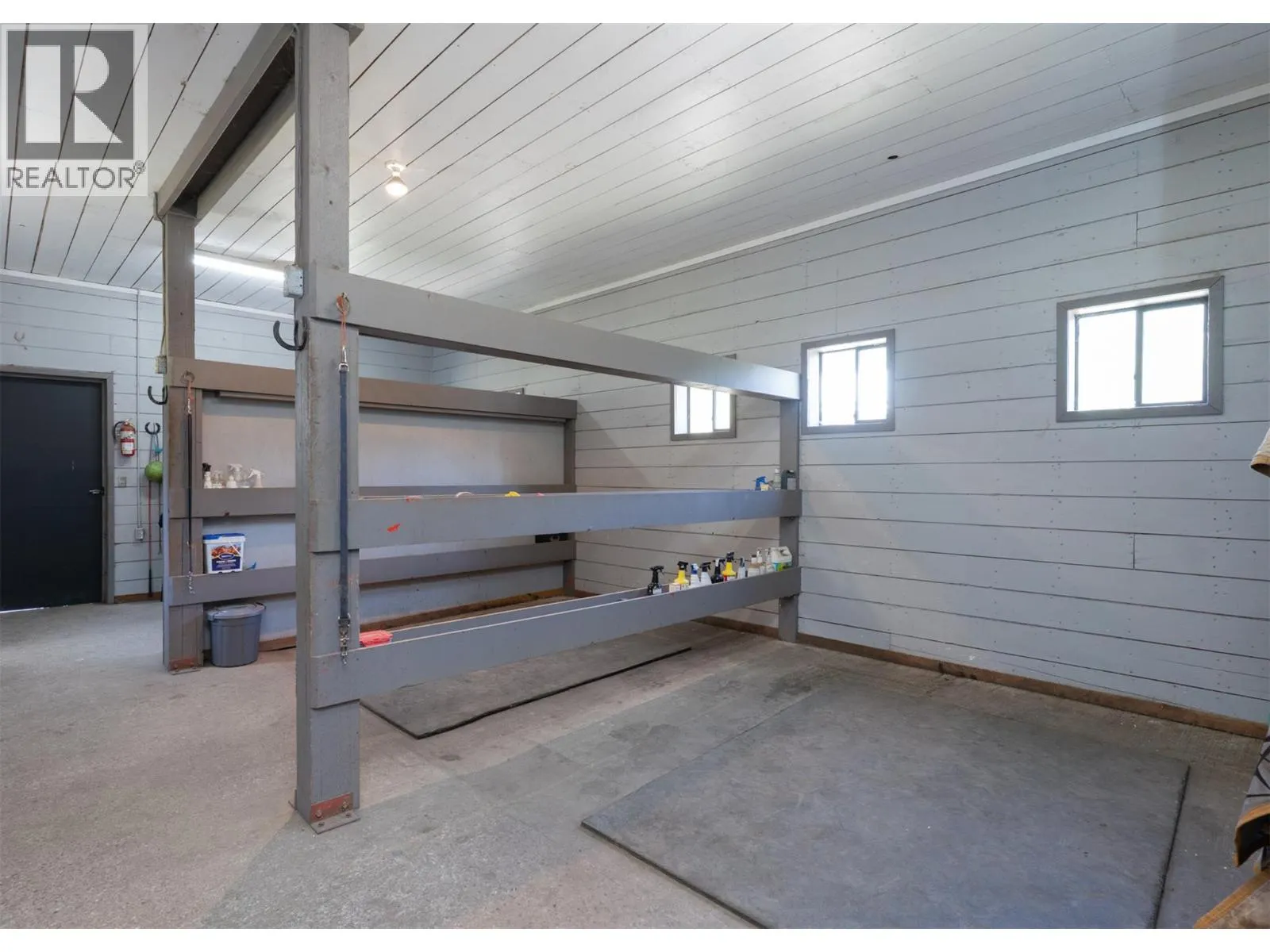 4452 Sleepy Hollow Road