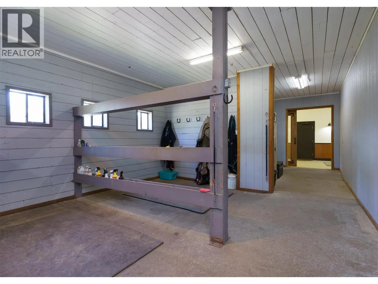 4452 Sleepy Hollow Road