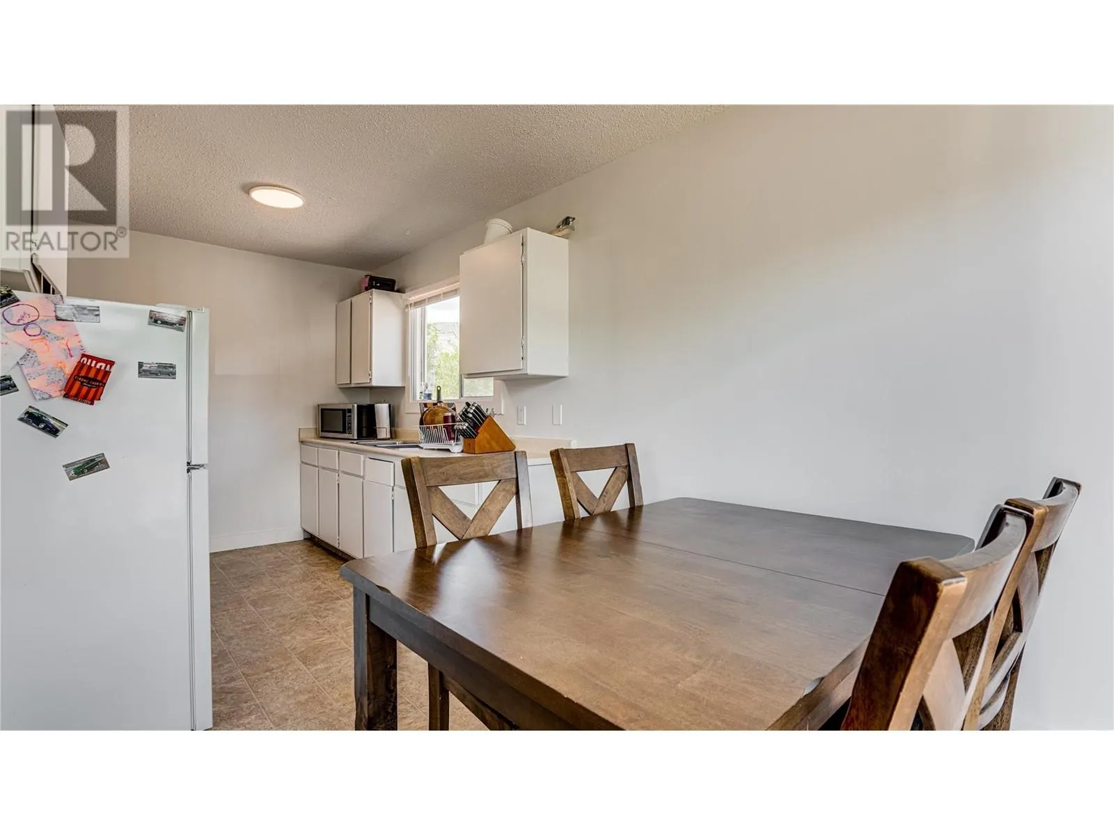 1604 45 Street