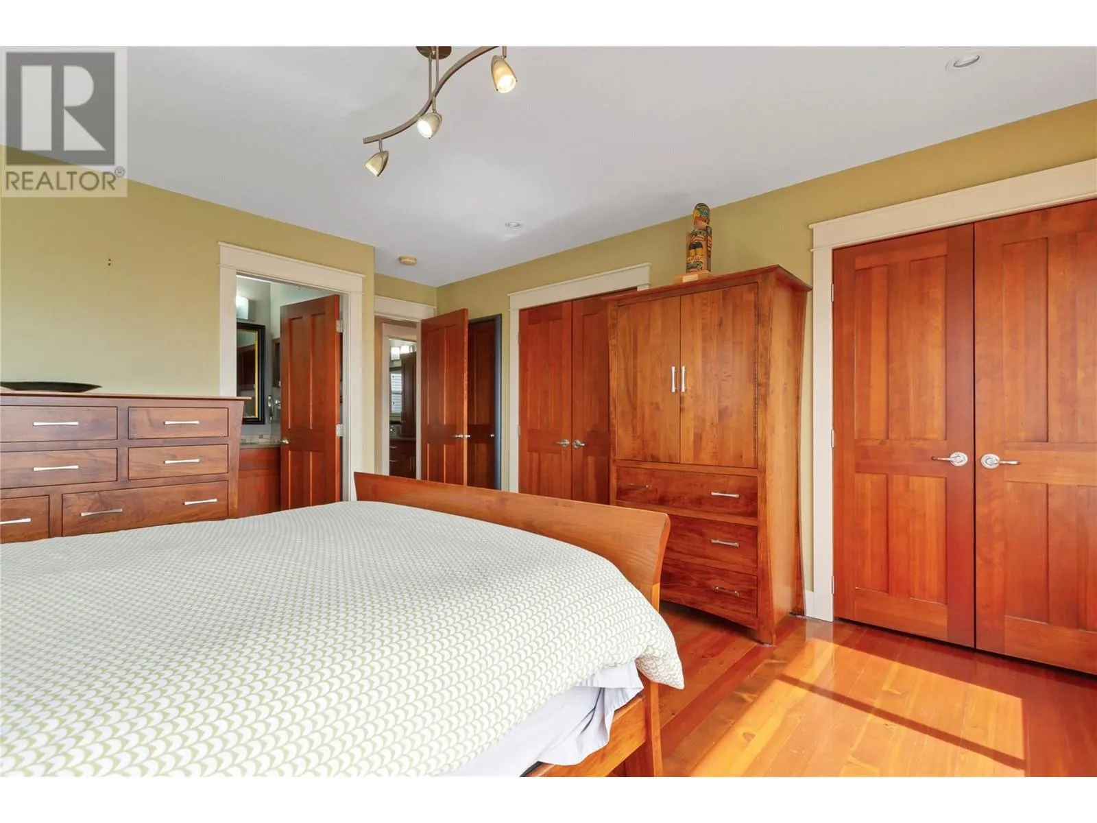 335 Marmot Court
