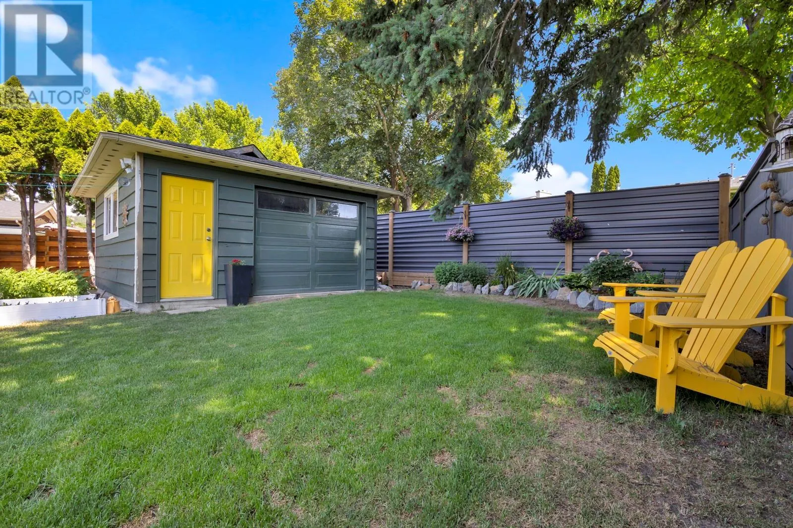 1123 Pinecrest Lane